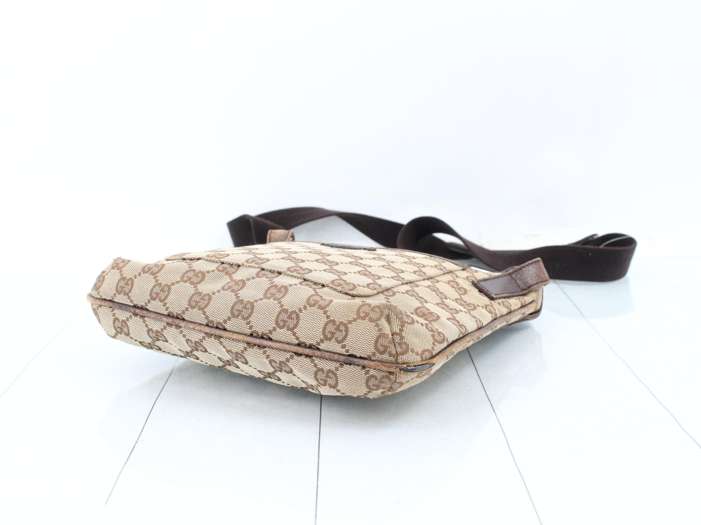 GG Canvas Shoulder Bag — view 6