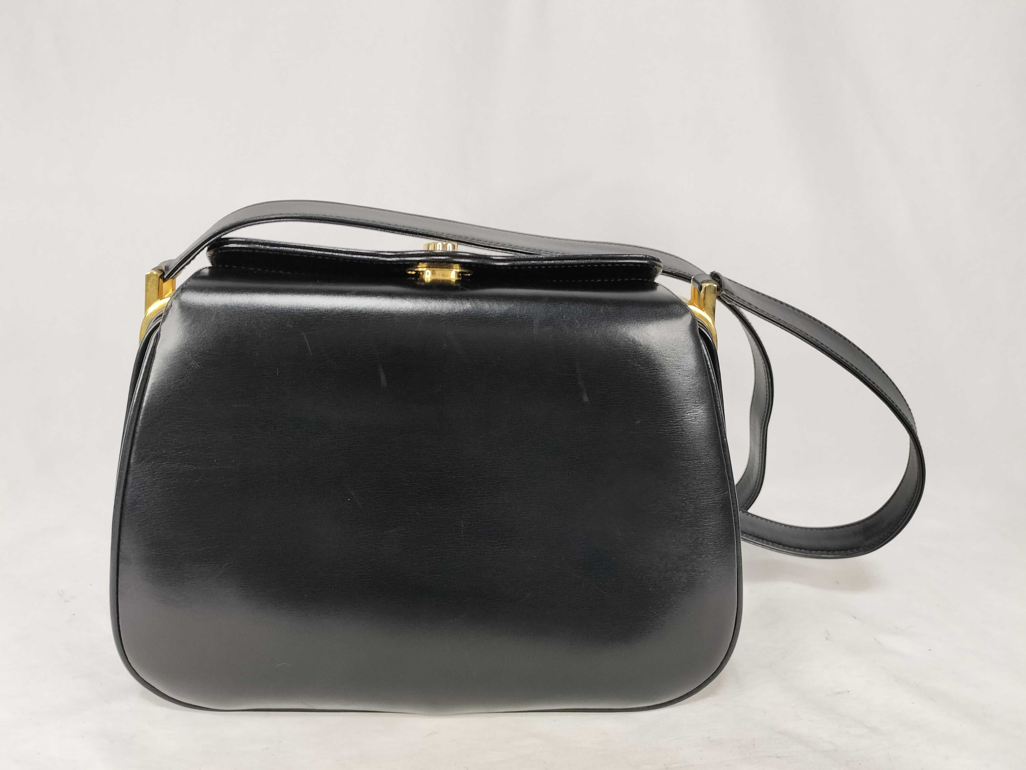 Vintage Leather Shoulder Bag