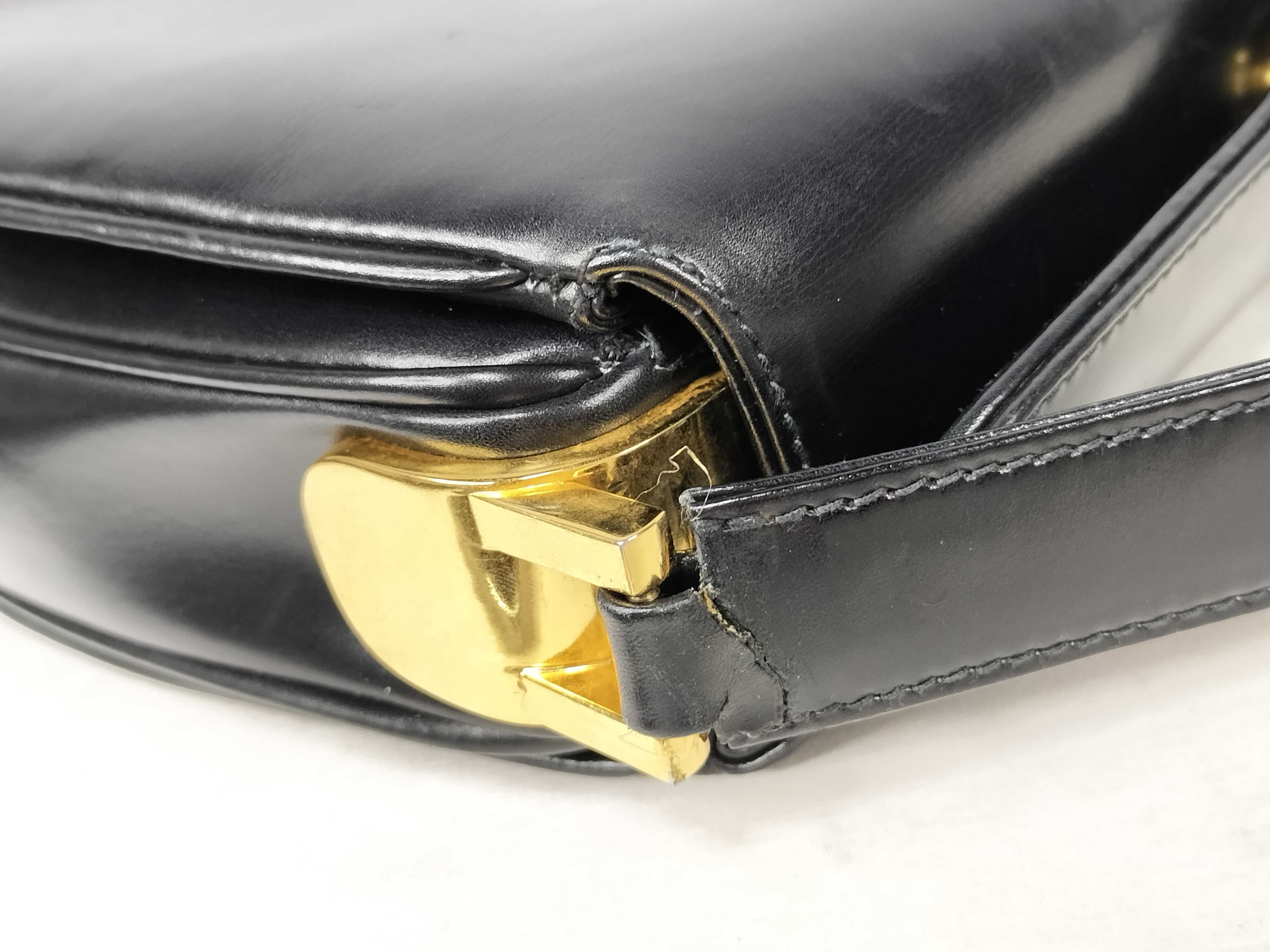 Vintage Leather Shoulder Bag — view 5