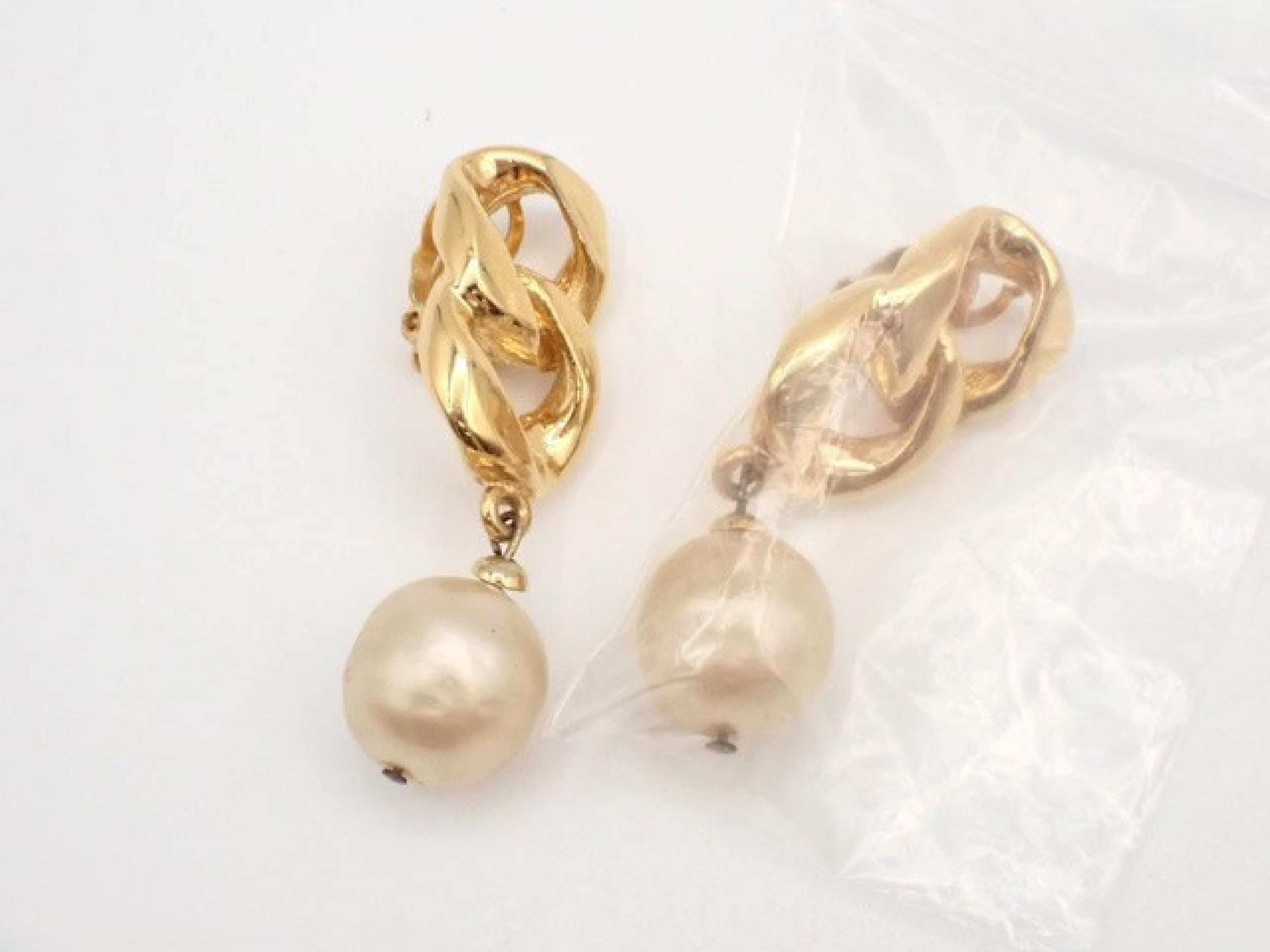 Coco Mark Earrings