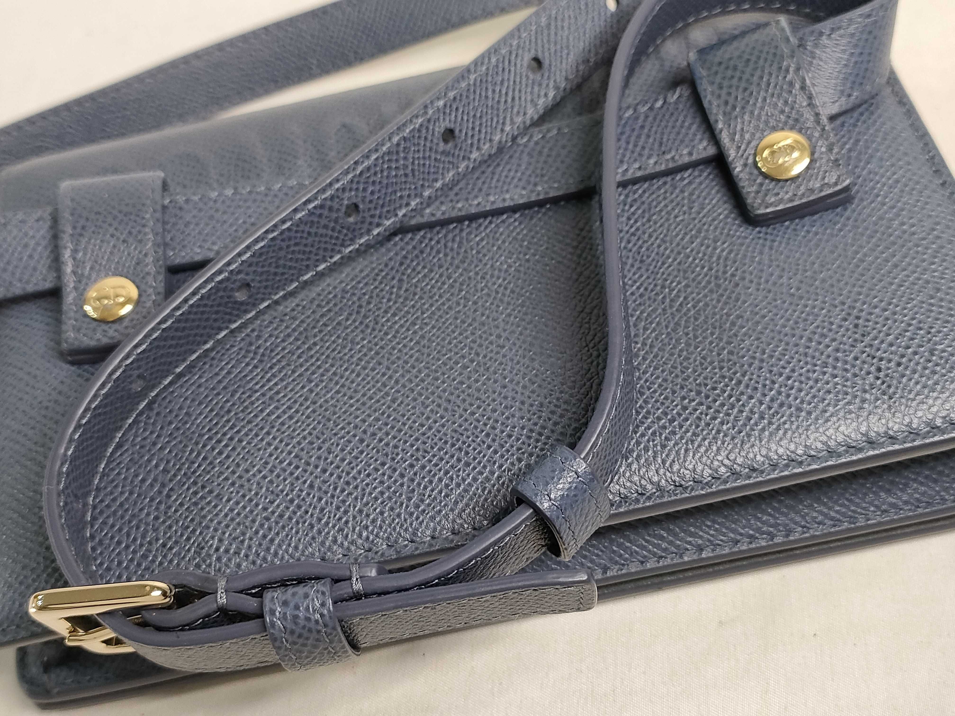 30 Montaigne Leather 2-Way Shoulder Bag Navy Shoulder Bag — view 4