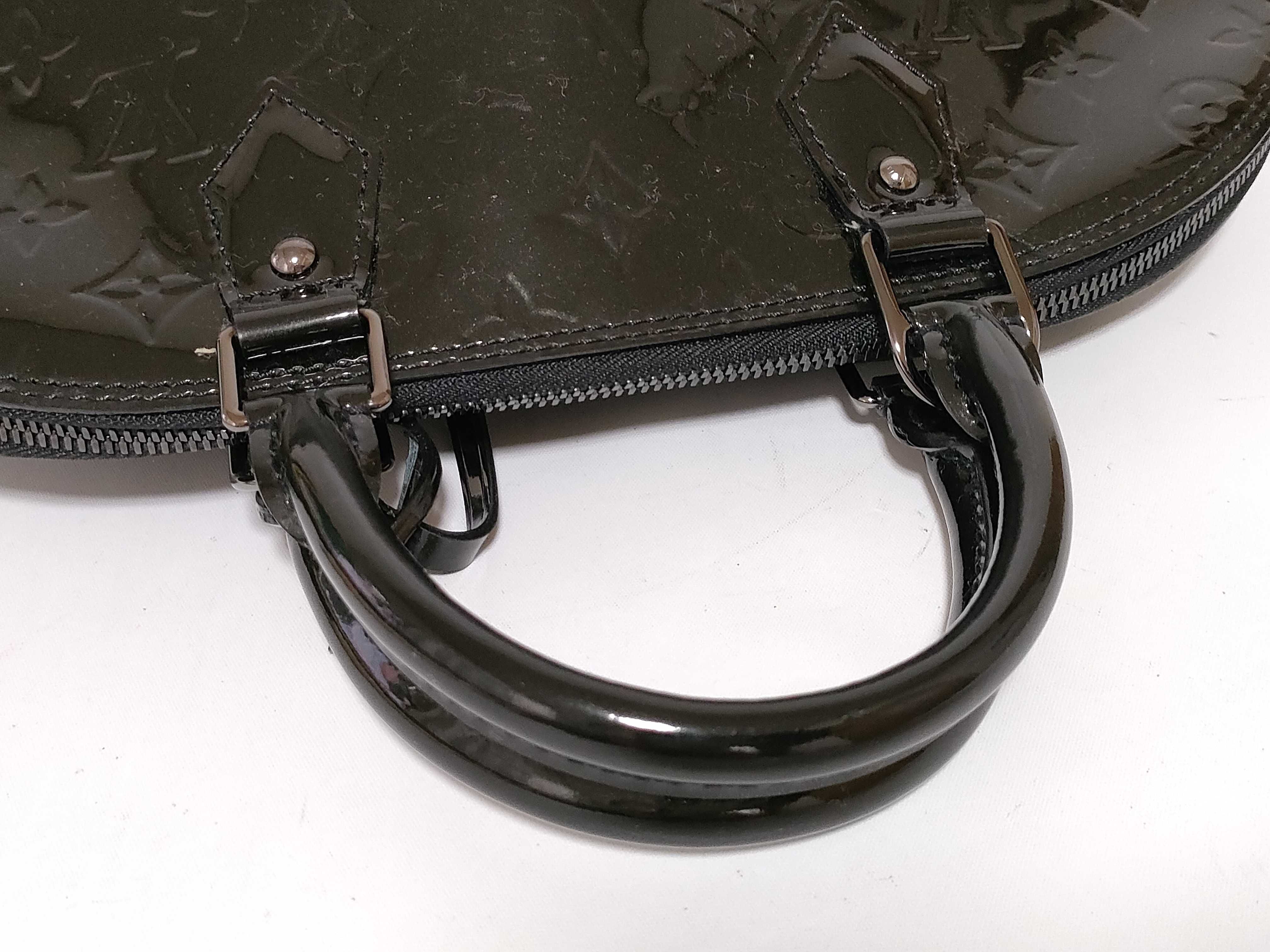 Vernis Alma PM M90061 SN5113 Black Handbag — view 3