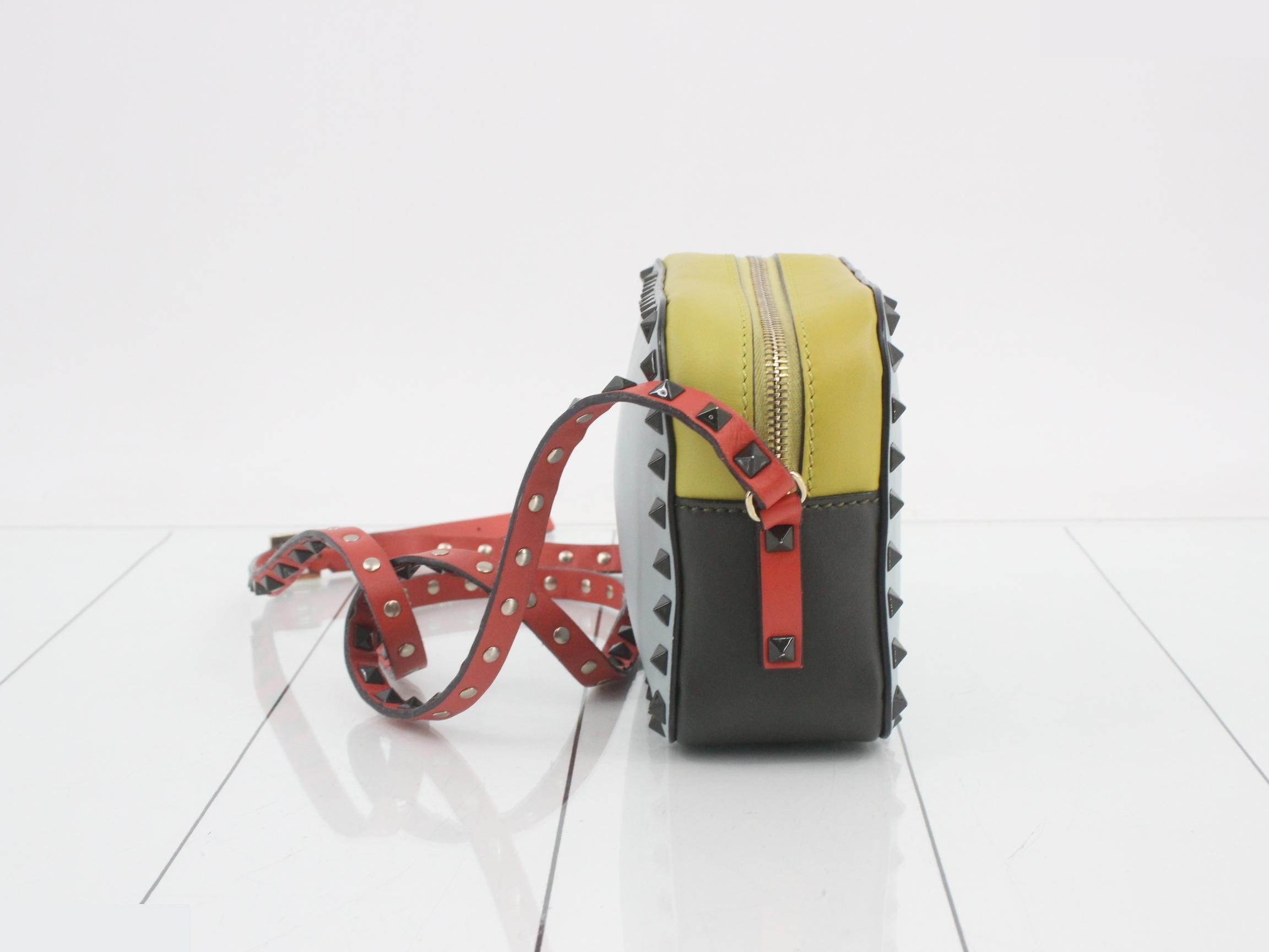 Shoulder bag — view 3