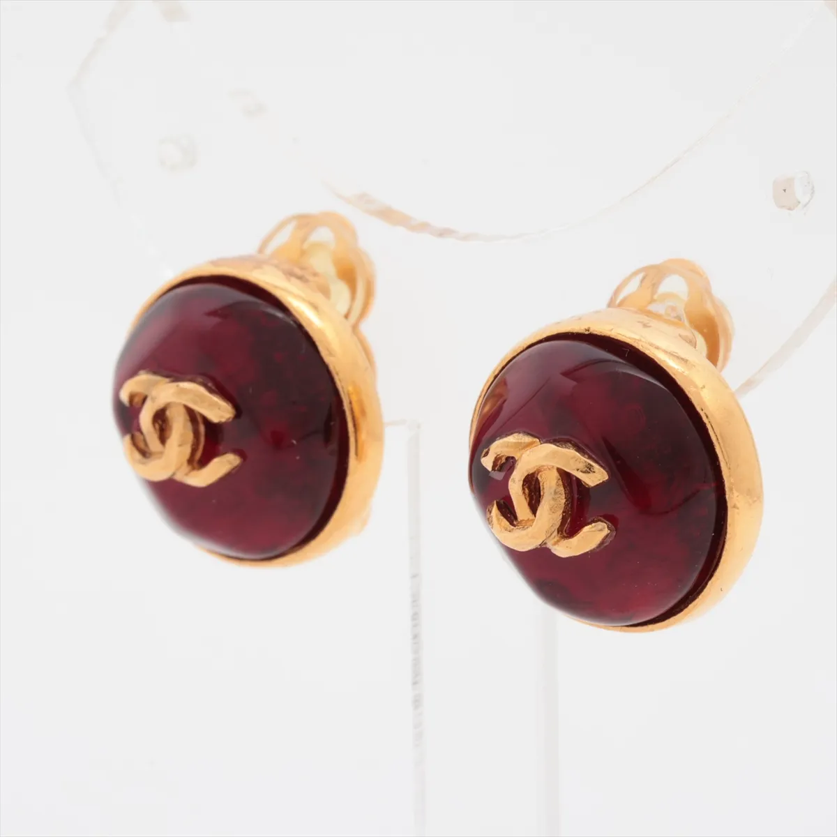 Coco Mark 99P Earrings (for both ears) GP x Colored Stone Gold x Red — view 3