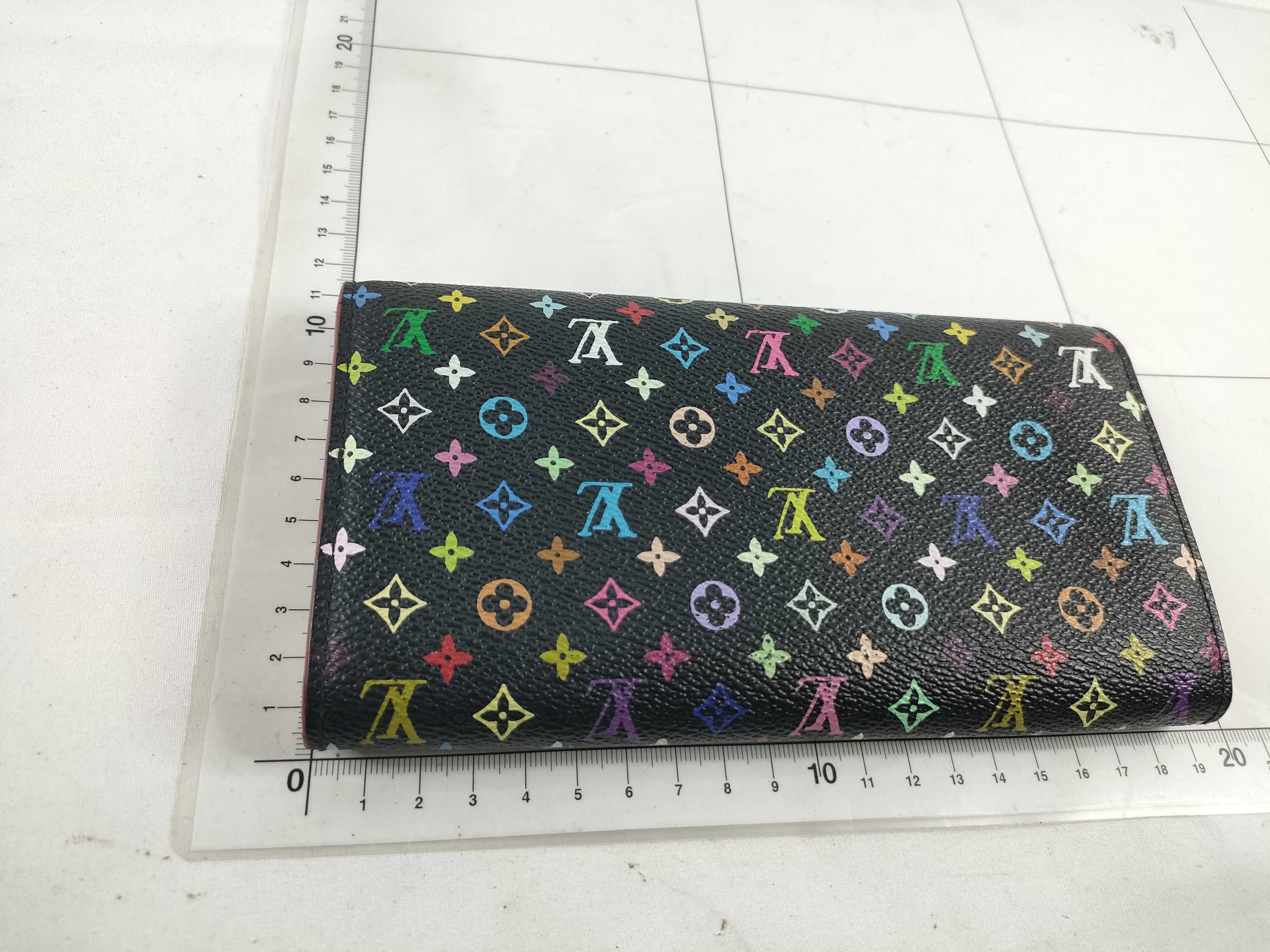 Monogram Multicolor Louis Vuitton Portemonnaie Credit Wallet — view 2