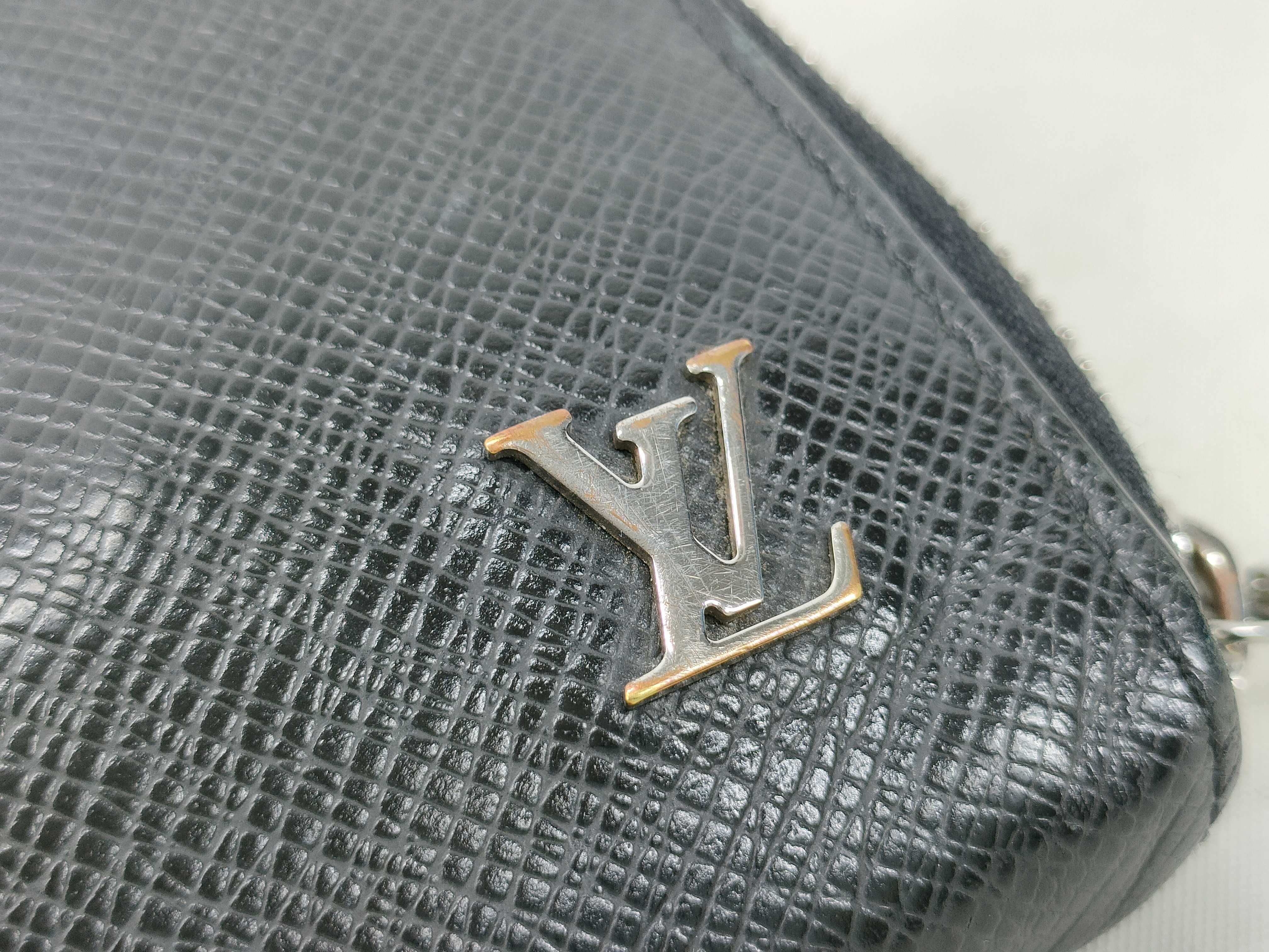 Taiga M69409 Taiga Zippy Dragonne Wallet — view 15