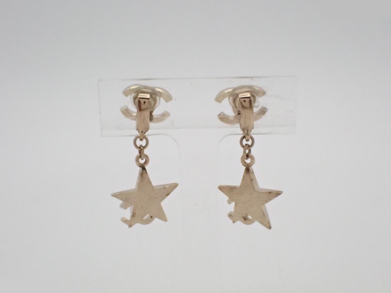 Earrings — view 2