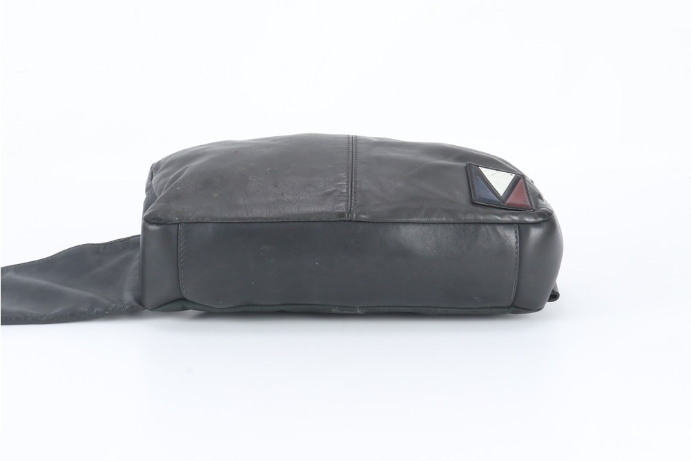 Fast Gaston V Line M50445 Leather 2WAY Body Bag — view 7