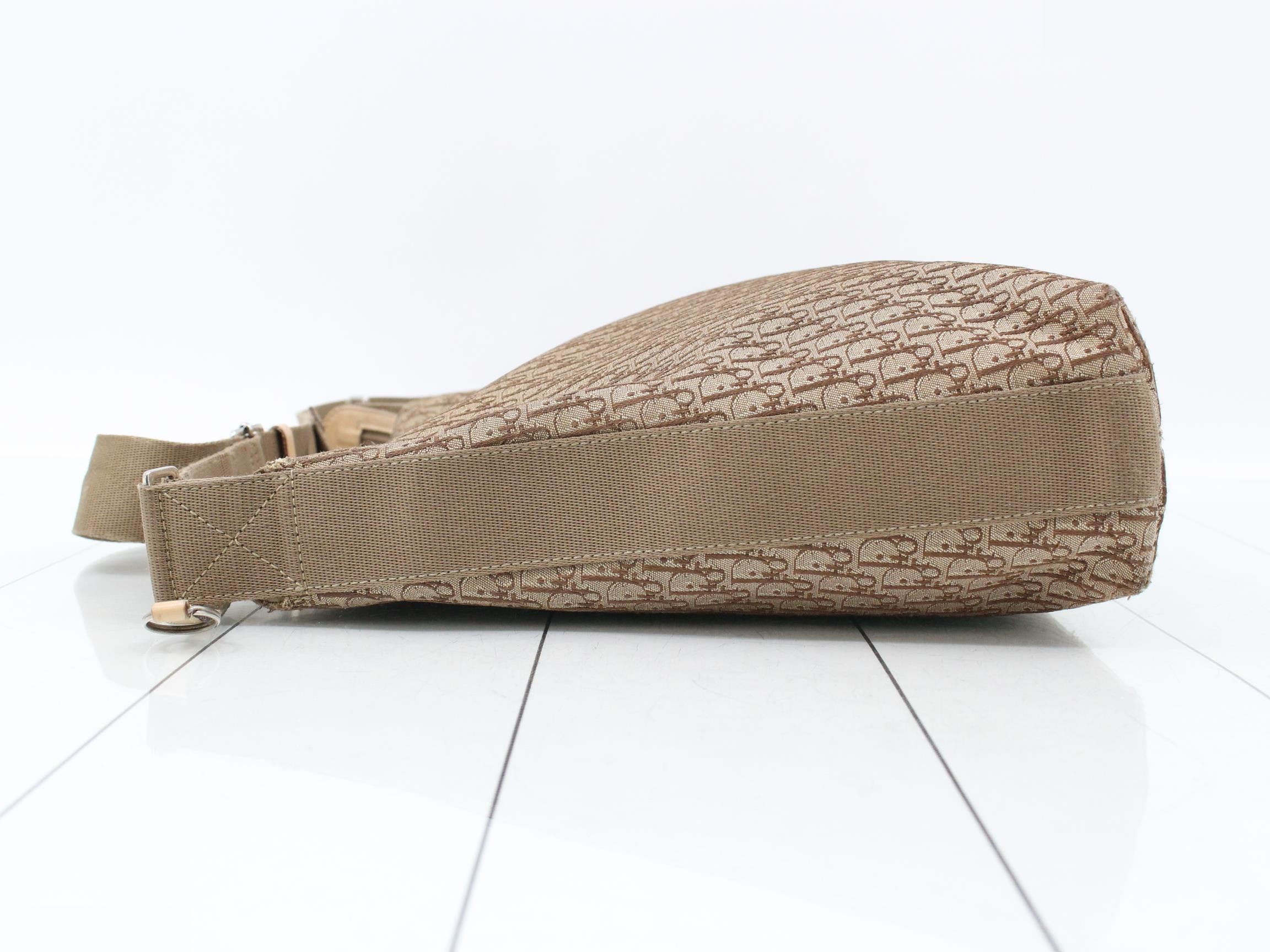 Trotter (bag) - Shoulder bag - Brown — view 4