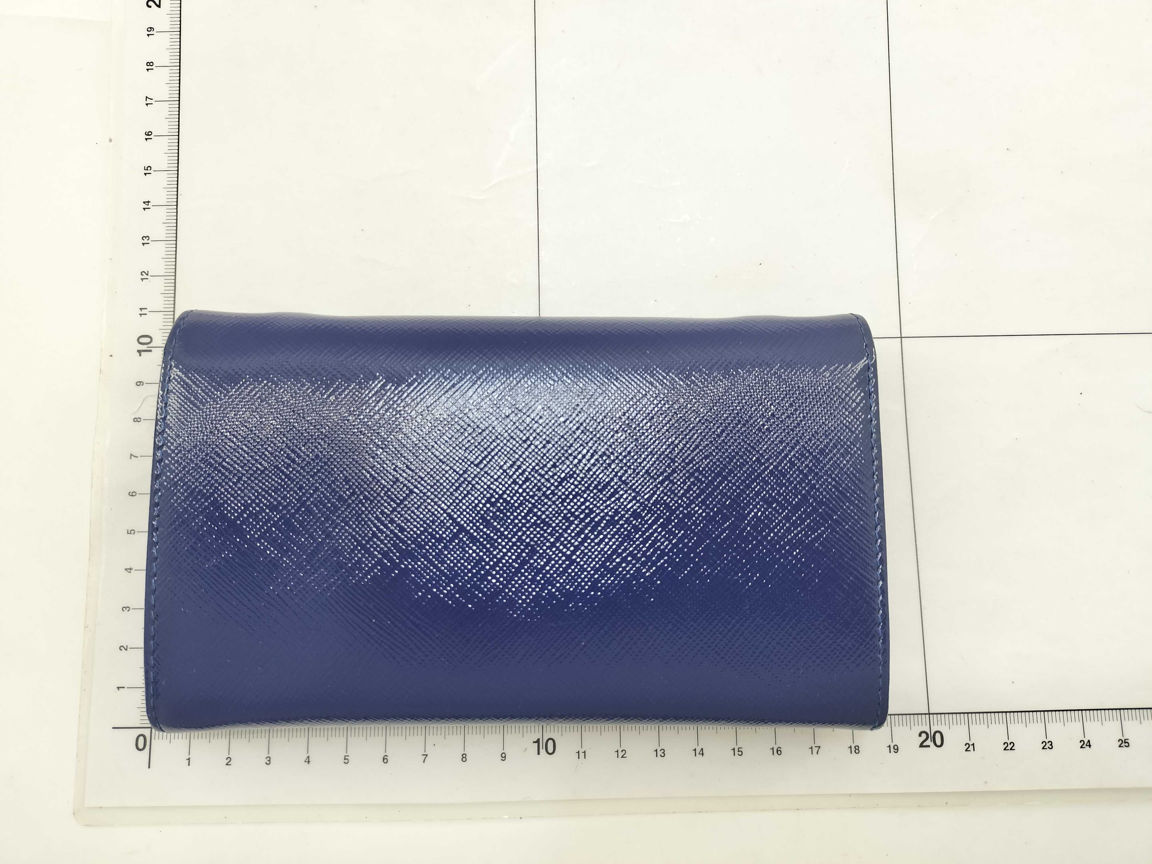 Shoulder Wallet 2WAY Shiny Saffiano Leather Box, Strap, Cards Wallet — view 2