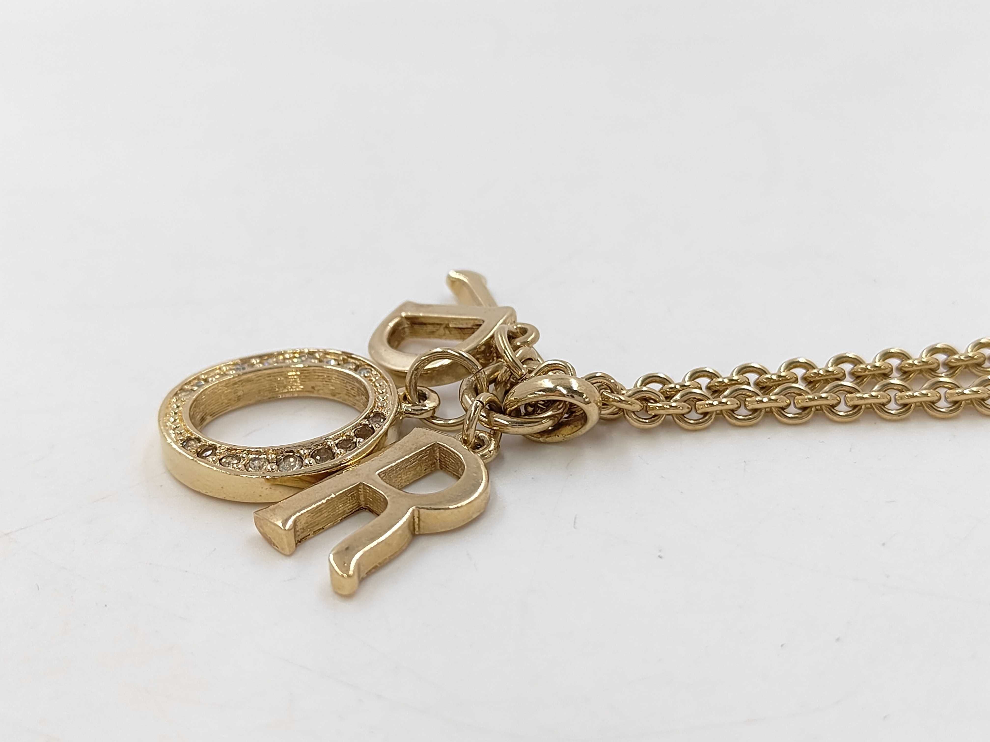 necklace — view 2