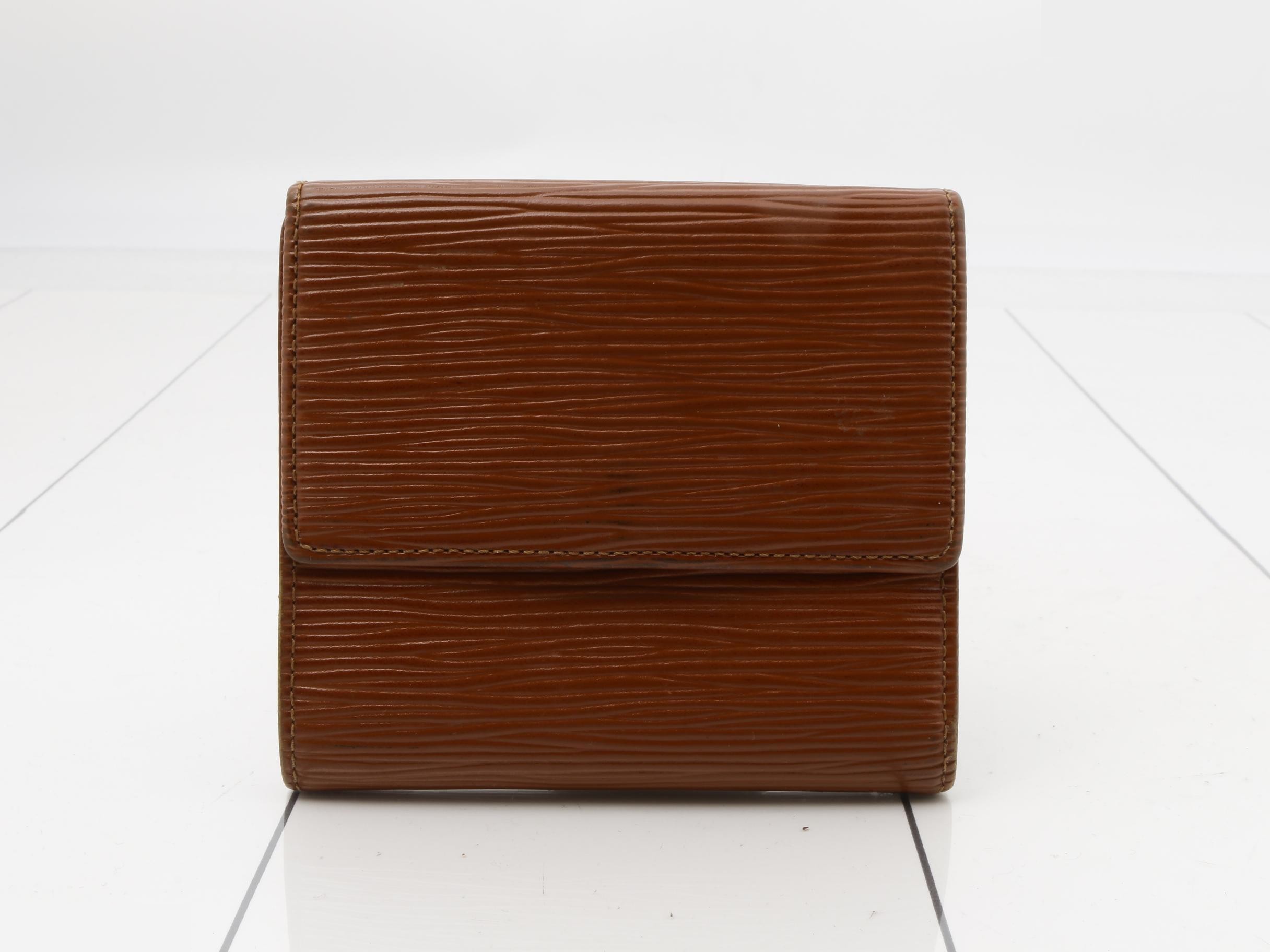folding wallet — view 2