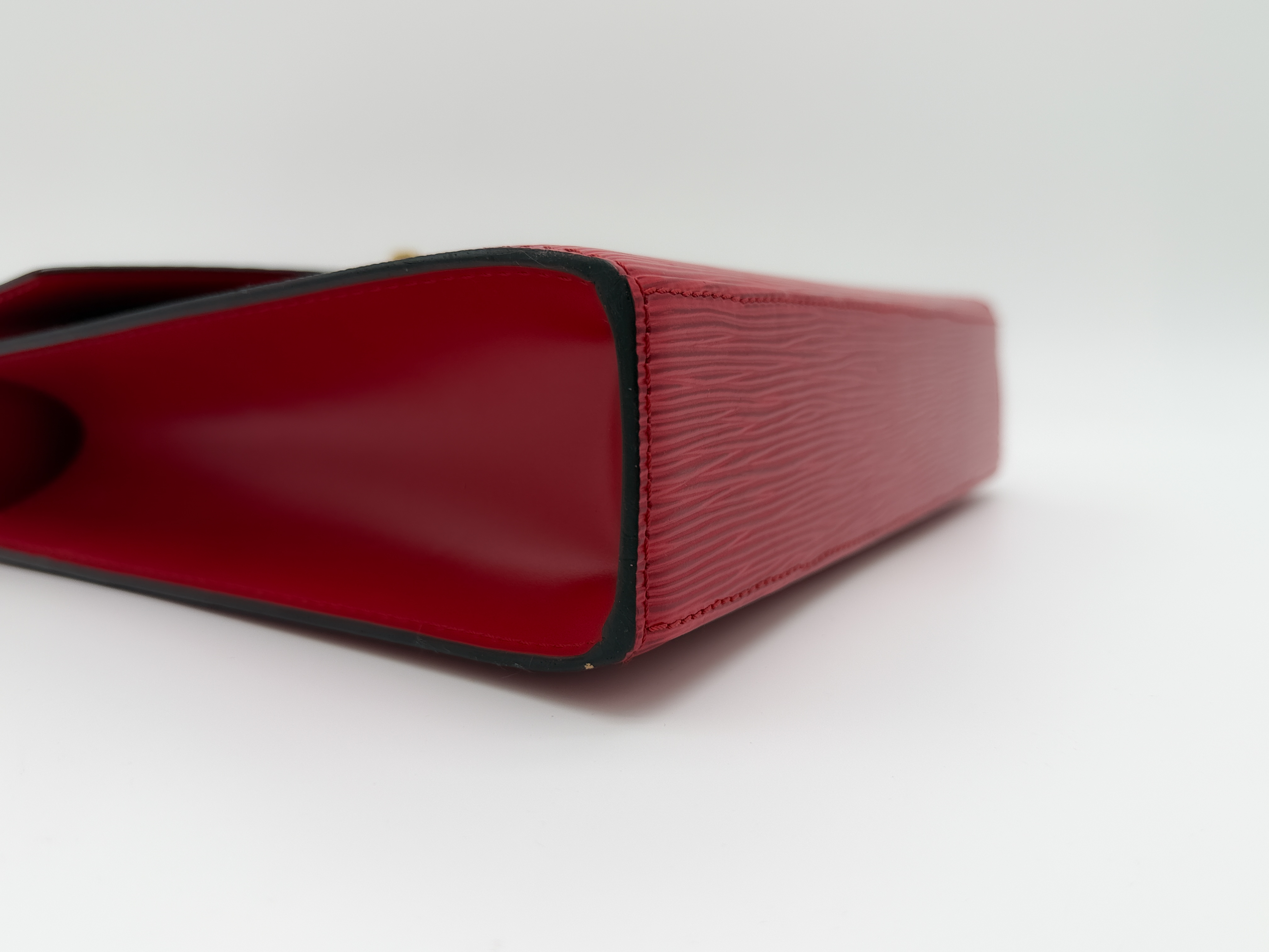 Epi M52377 Malesherbes Castilian Red MI0924 Handbag — view 7