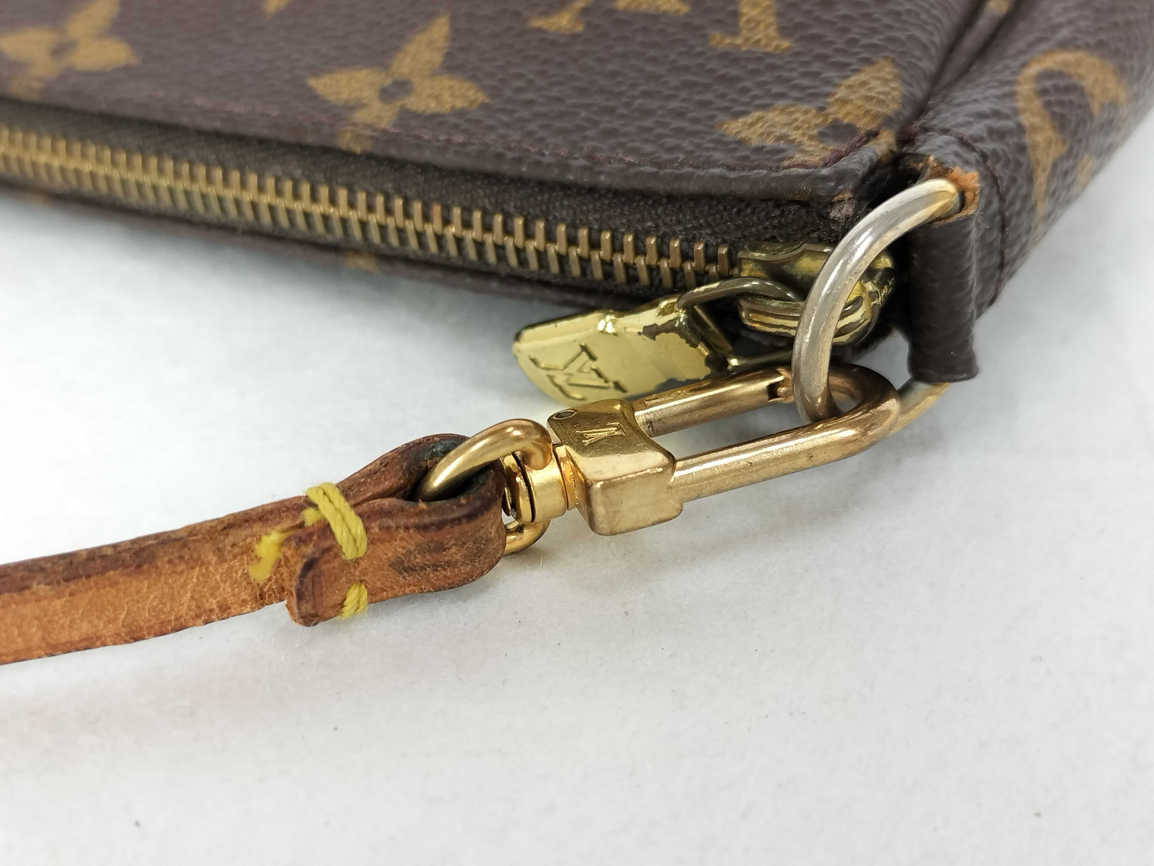 Monogram Pochette Accessoires Monogram M51980 AR0019 Pouch — view 5
