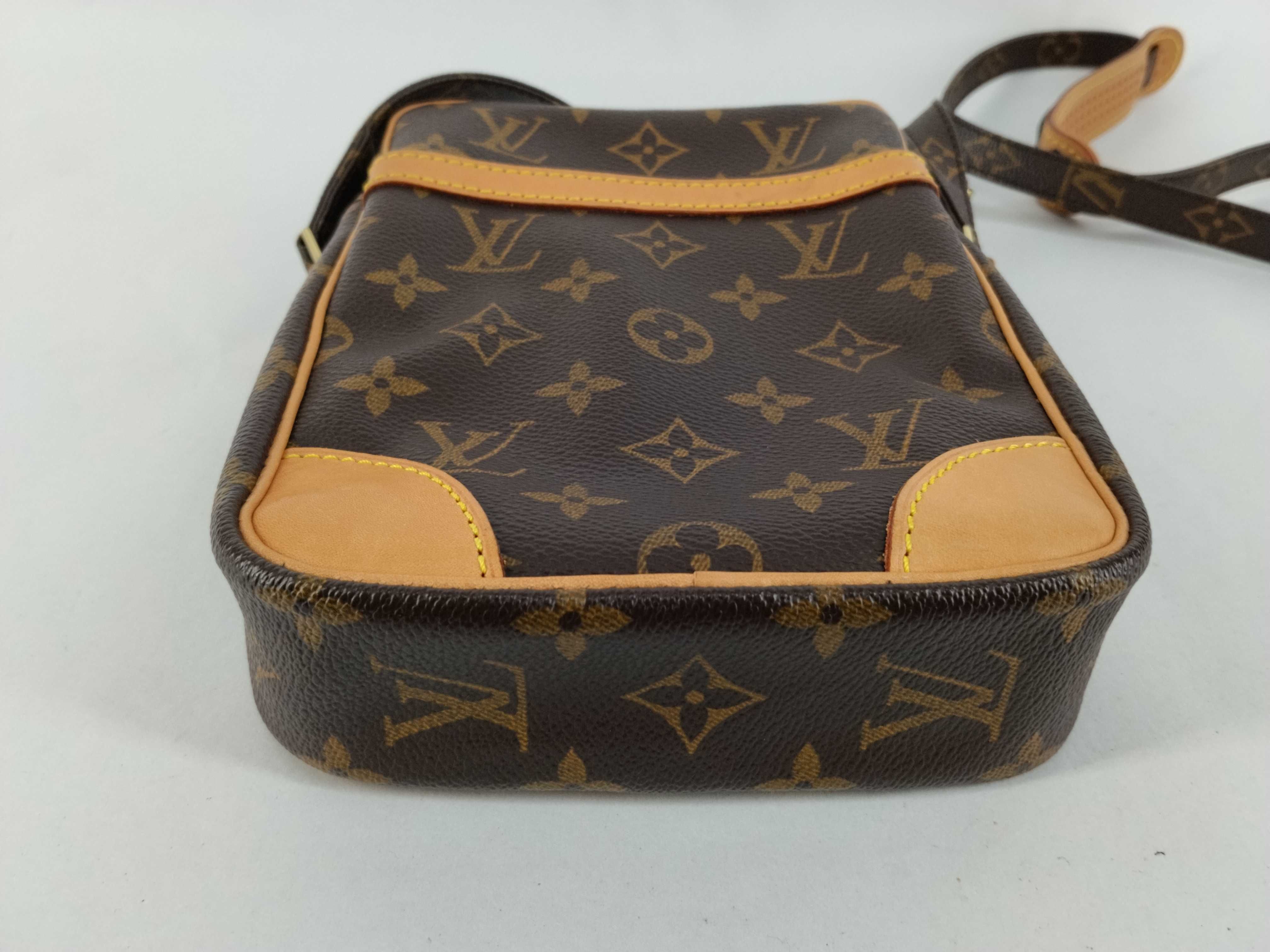 Monogram Louis Vuitton Danube M45266 Monogram SL0032 Shoulder Bag — view 7