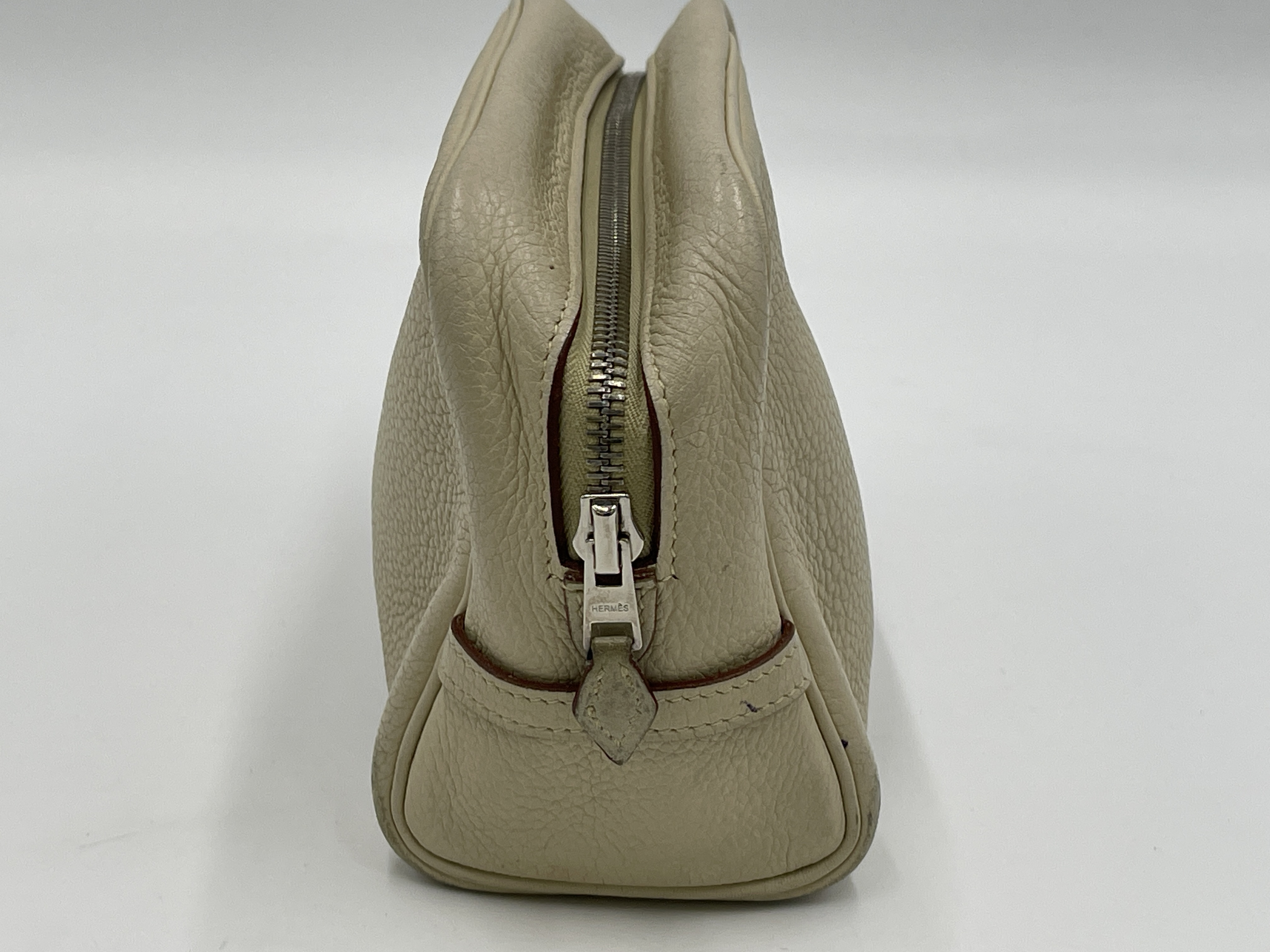 leather pouch — view 4
