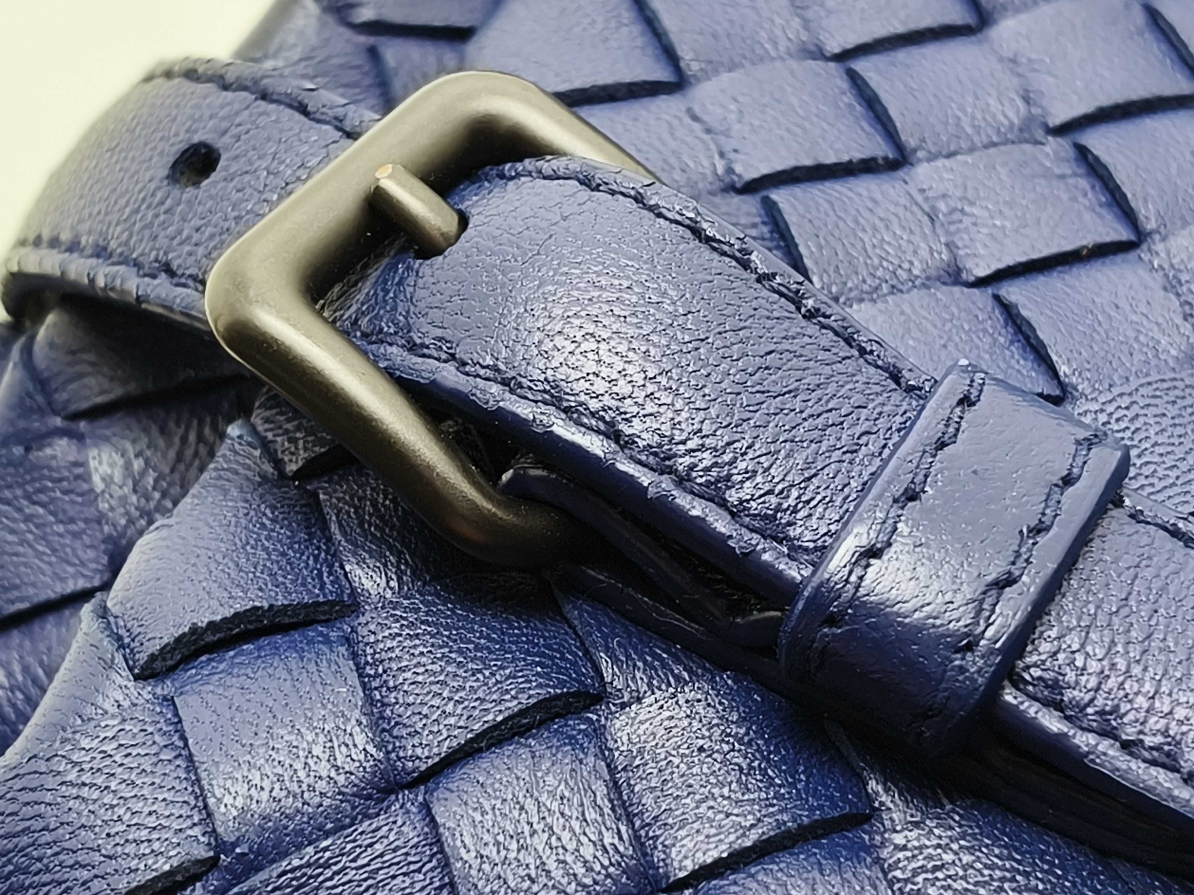 Intrecciato Bottega Veneta Intrecciato Tote Bag — view 5
