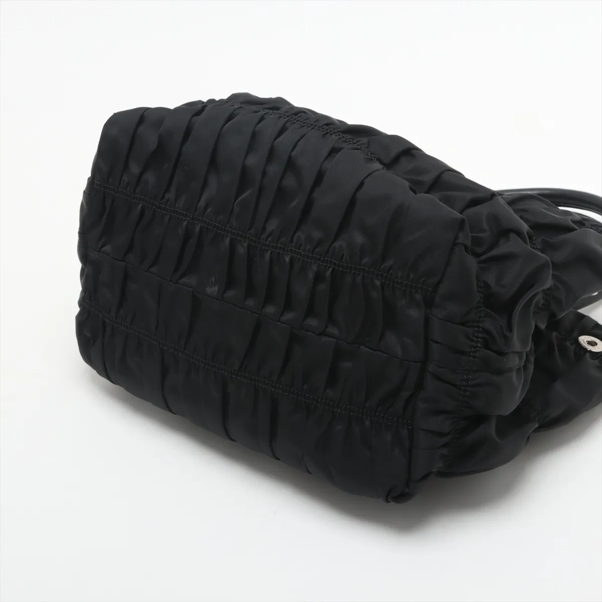 Tessuto Nylon x Leather Body Bag Black BN1703 Bearer Guarantee — view 3