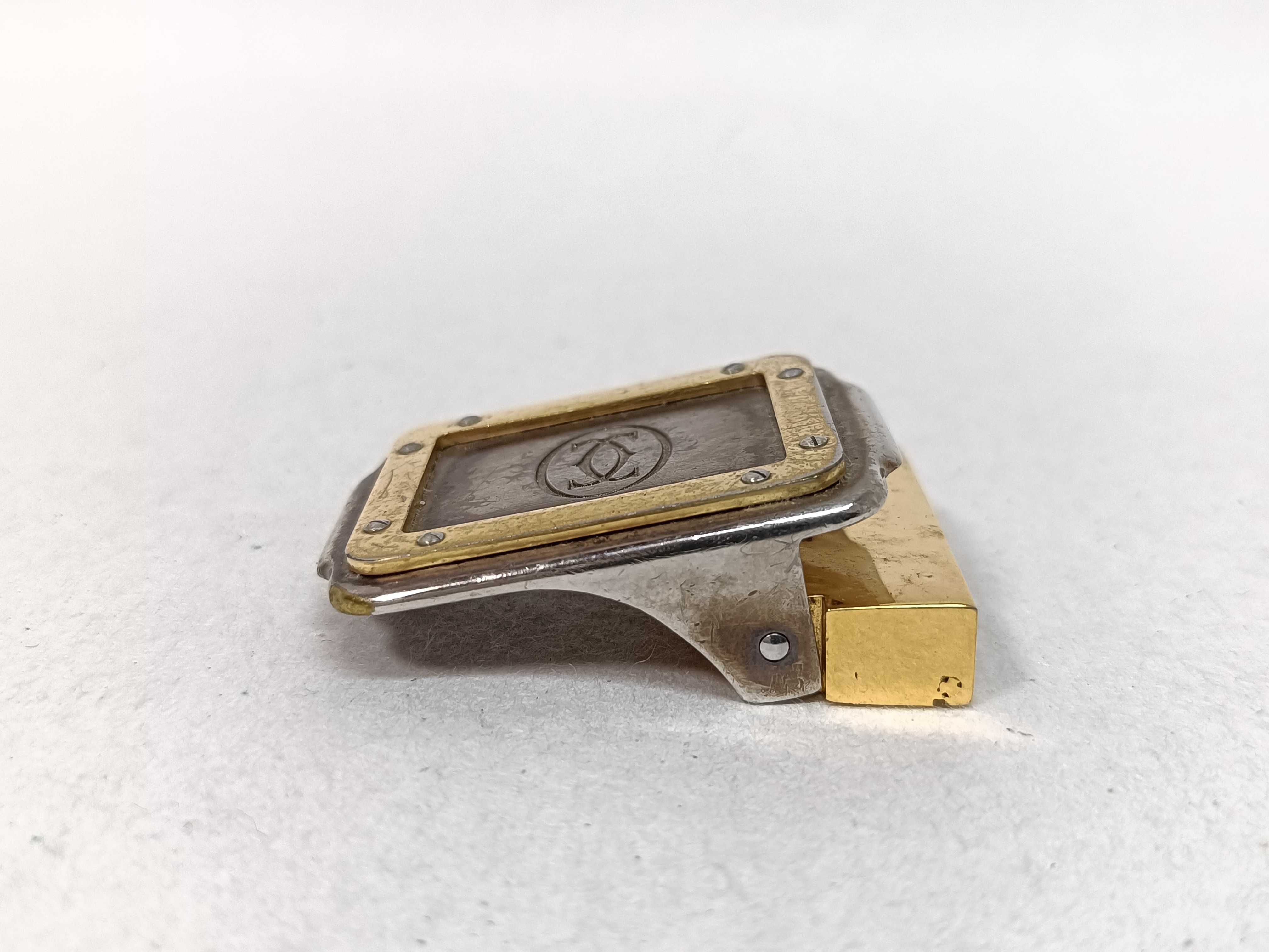 belt buckle and other accessories — view 2