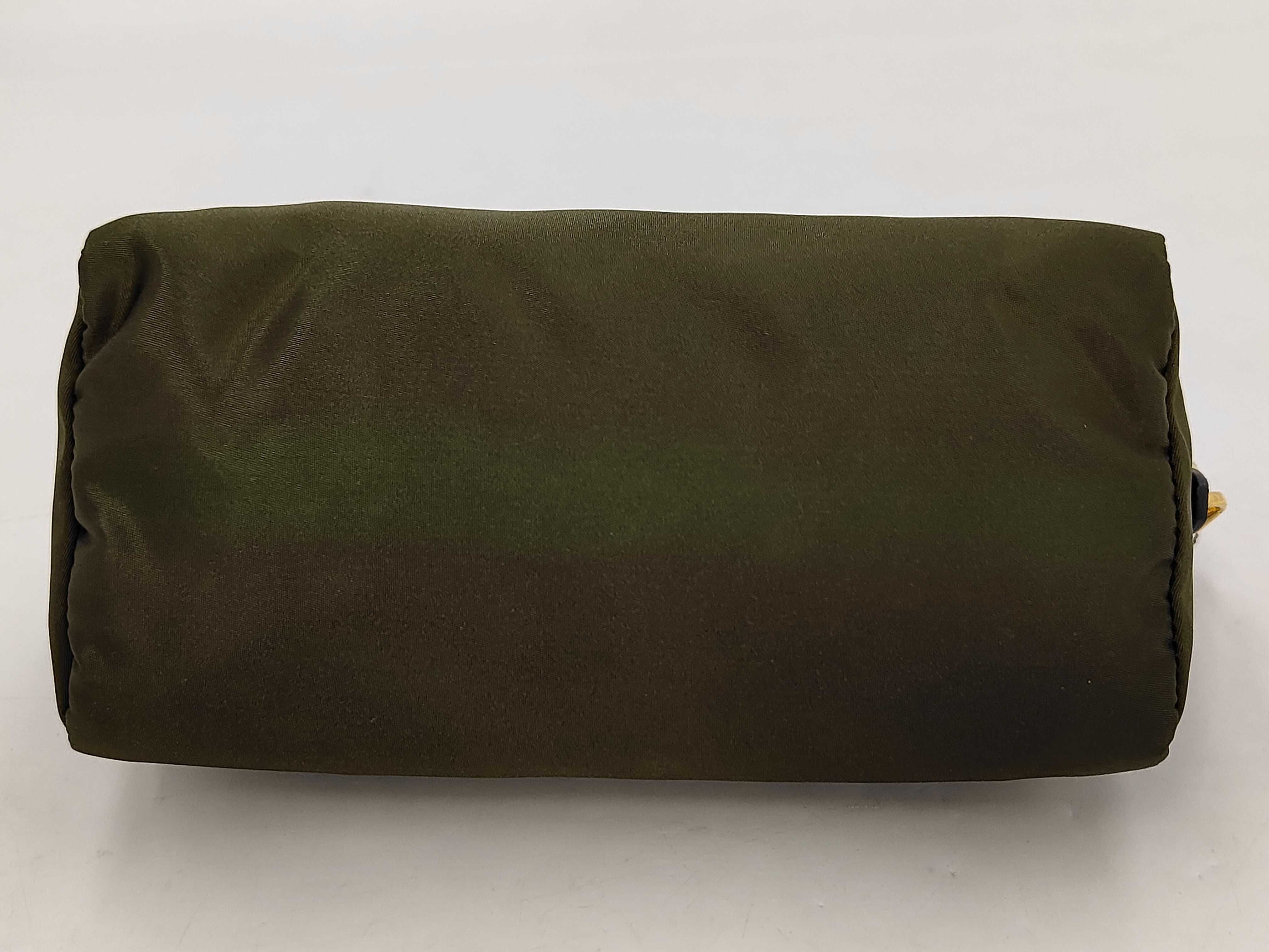 pouch — view 3