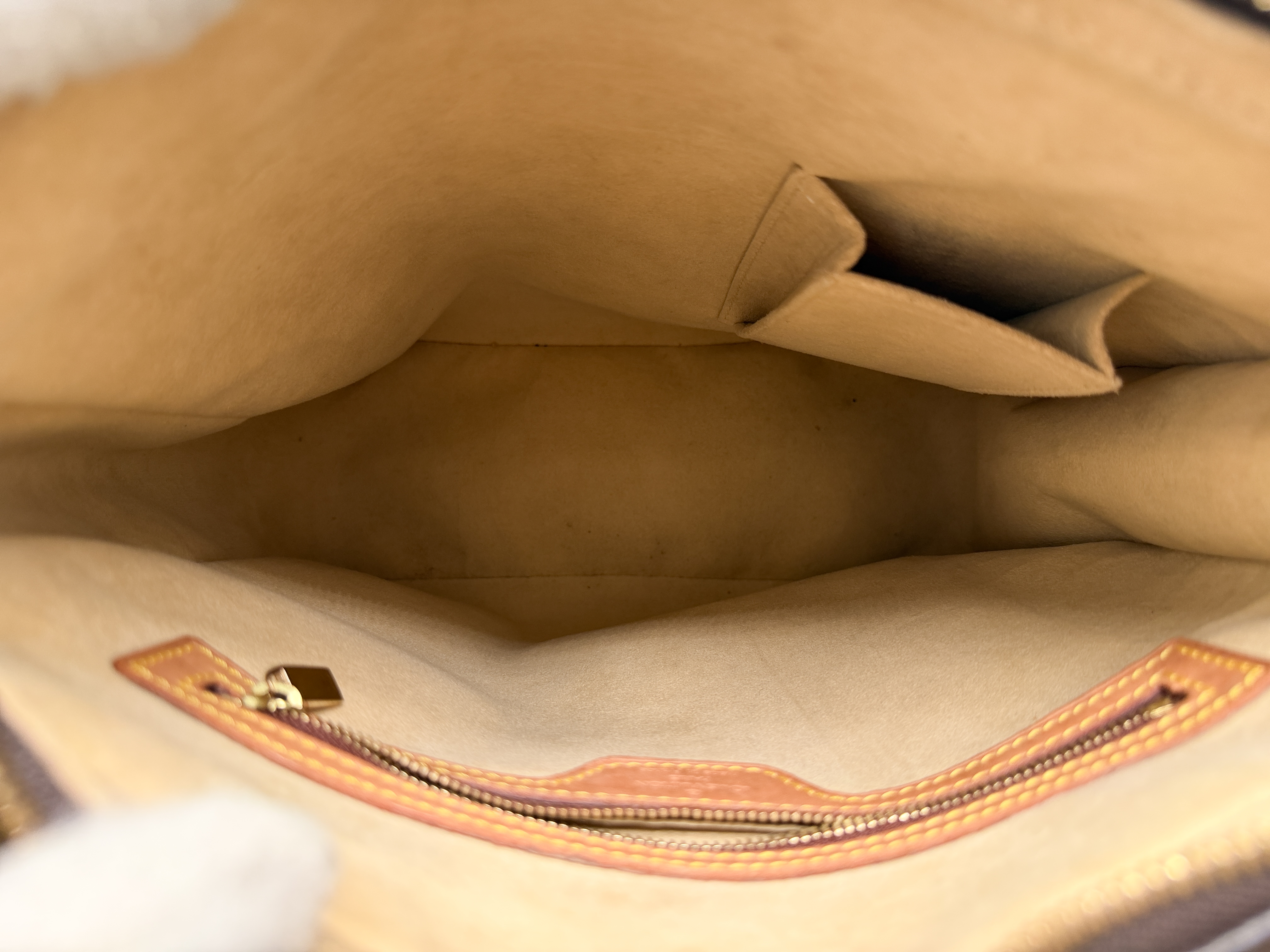 Monogram M51145 Looping GM Shoulder Bag — view 12