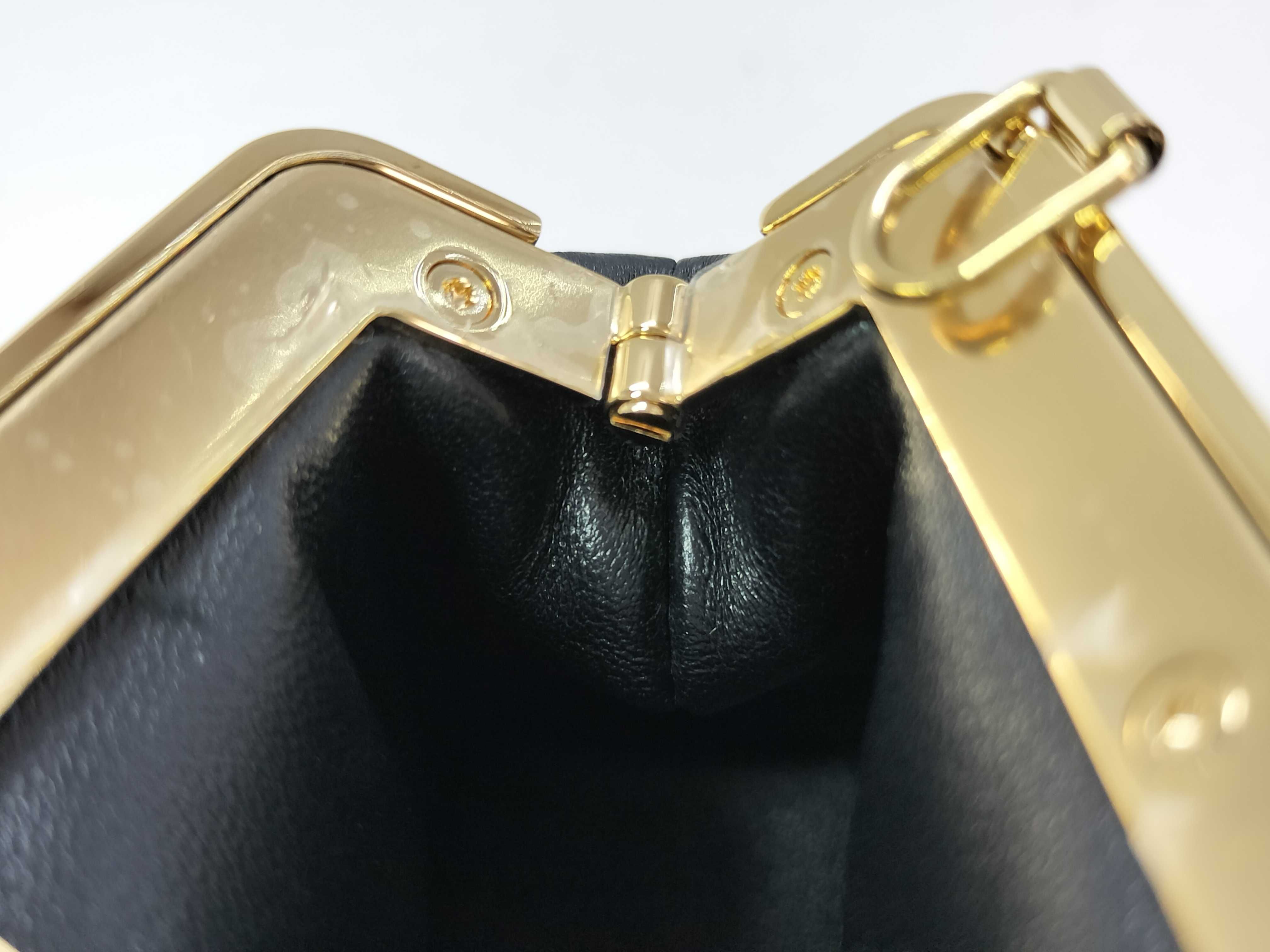 Mini Hand Chain Shoulder Bag Pouch — view 7