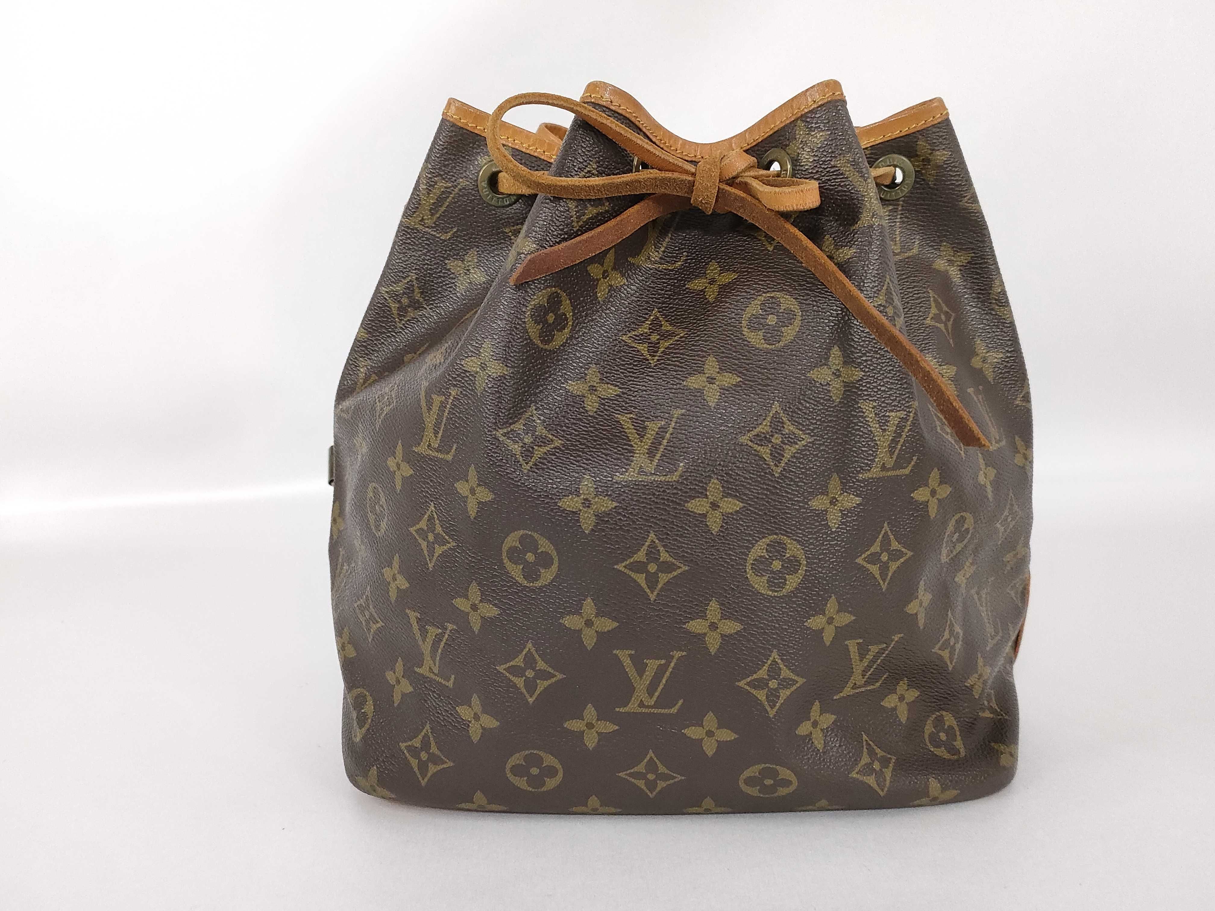 Monogram Louis Vuitton Petit Noé Monogram M40818 Shoulder Bag