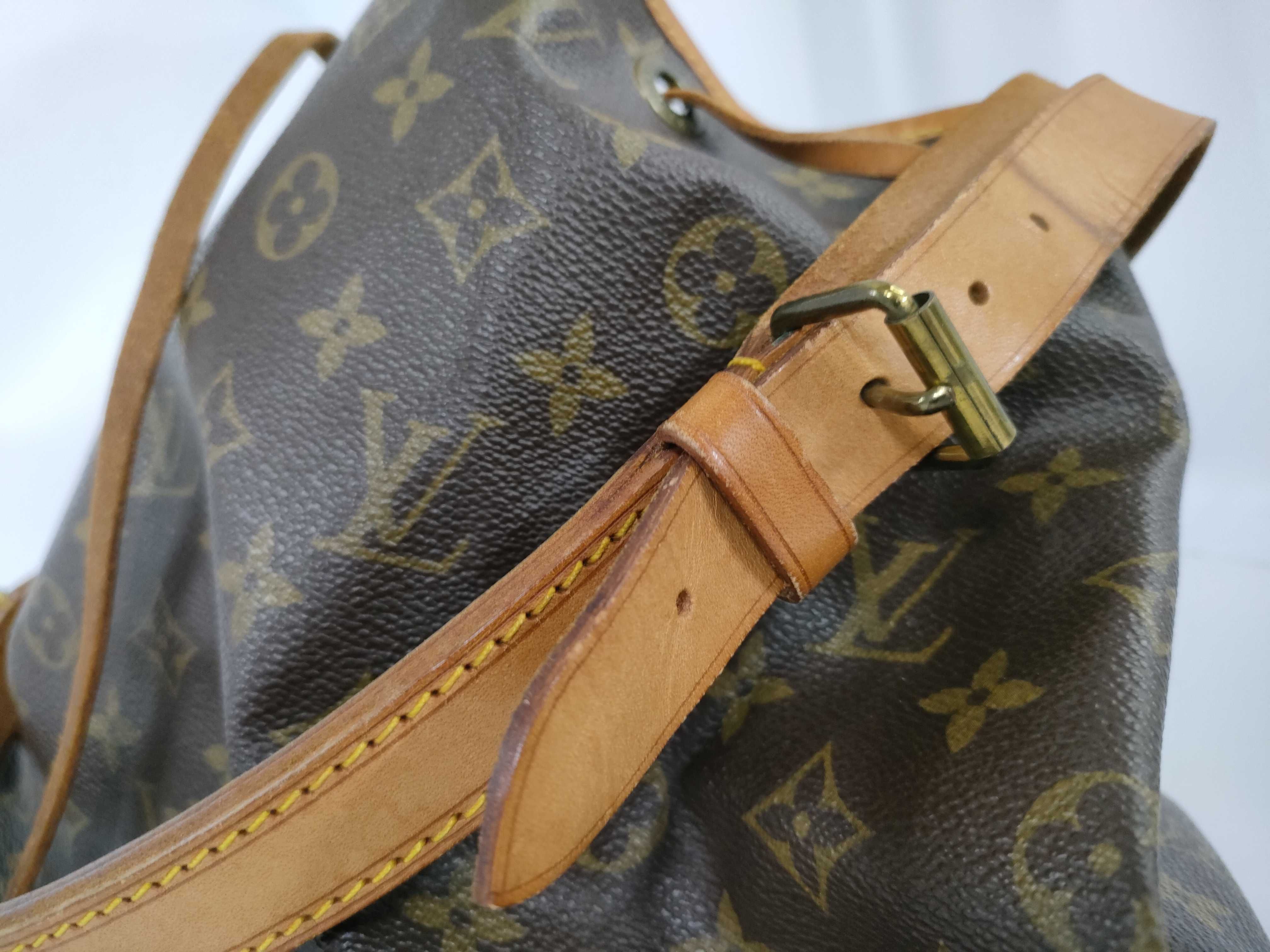 Monogram Louis Vuitton Petit Noé Monogram M40818 Shoulder Bag — view 12