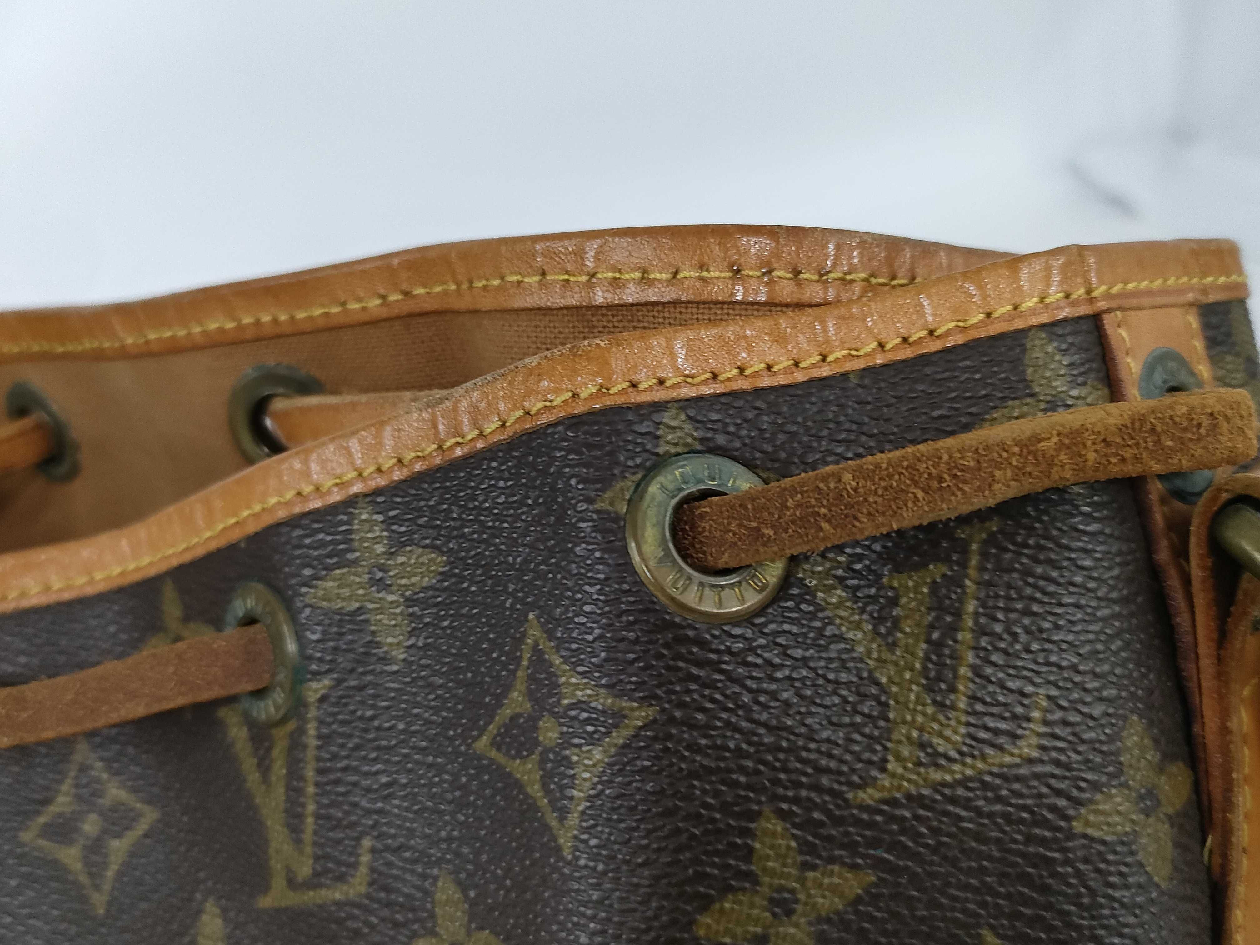 Monogram Louis Vuitton Petit Noé Monogram M40818 Shoulder Bag — view 14