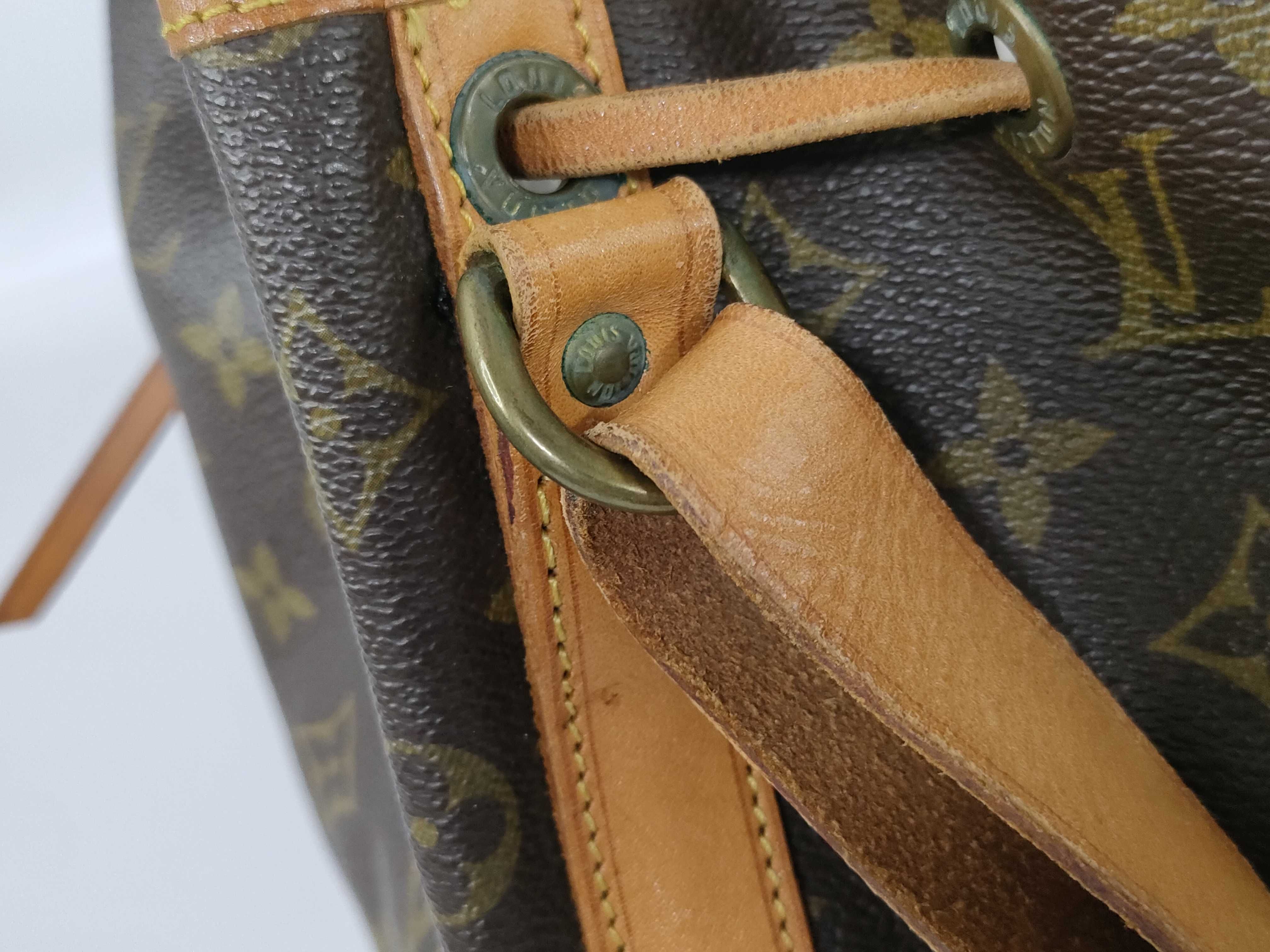 Monogram Louis Vuitton Petit Noé Monogram M40818 Shoulder Bag — view 5