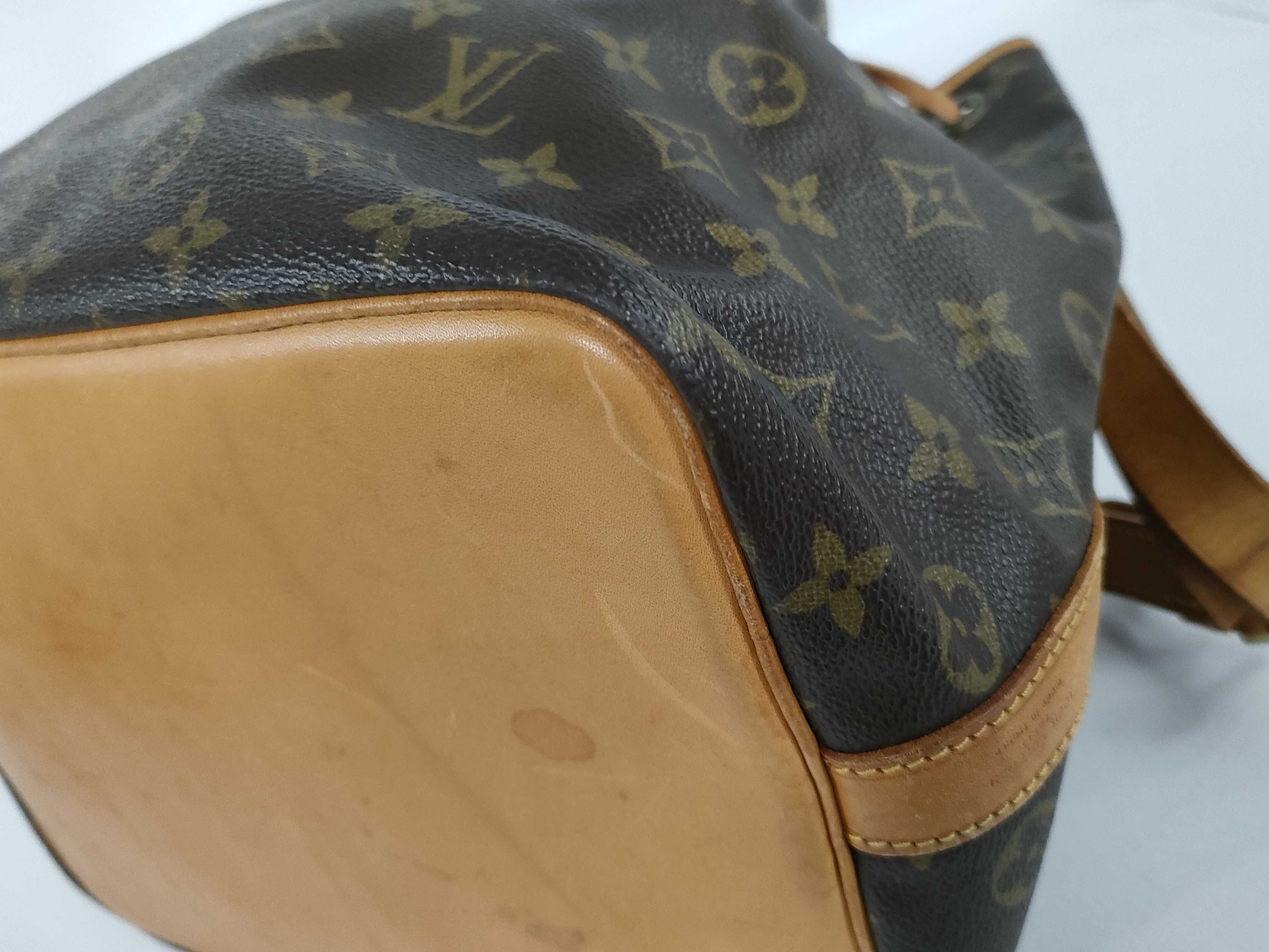 Monogram Louis Vuitton Petit Noé Monogram M40818 Shoulder Bag — view 6