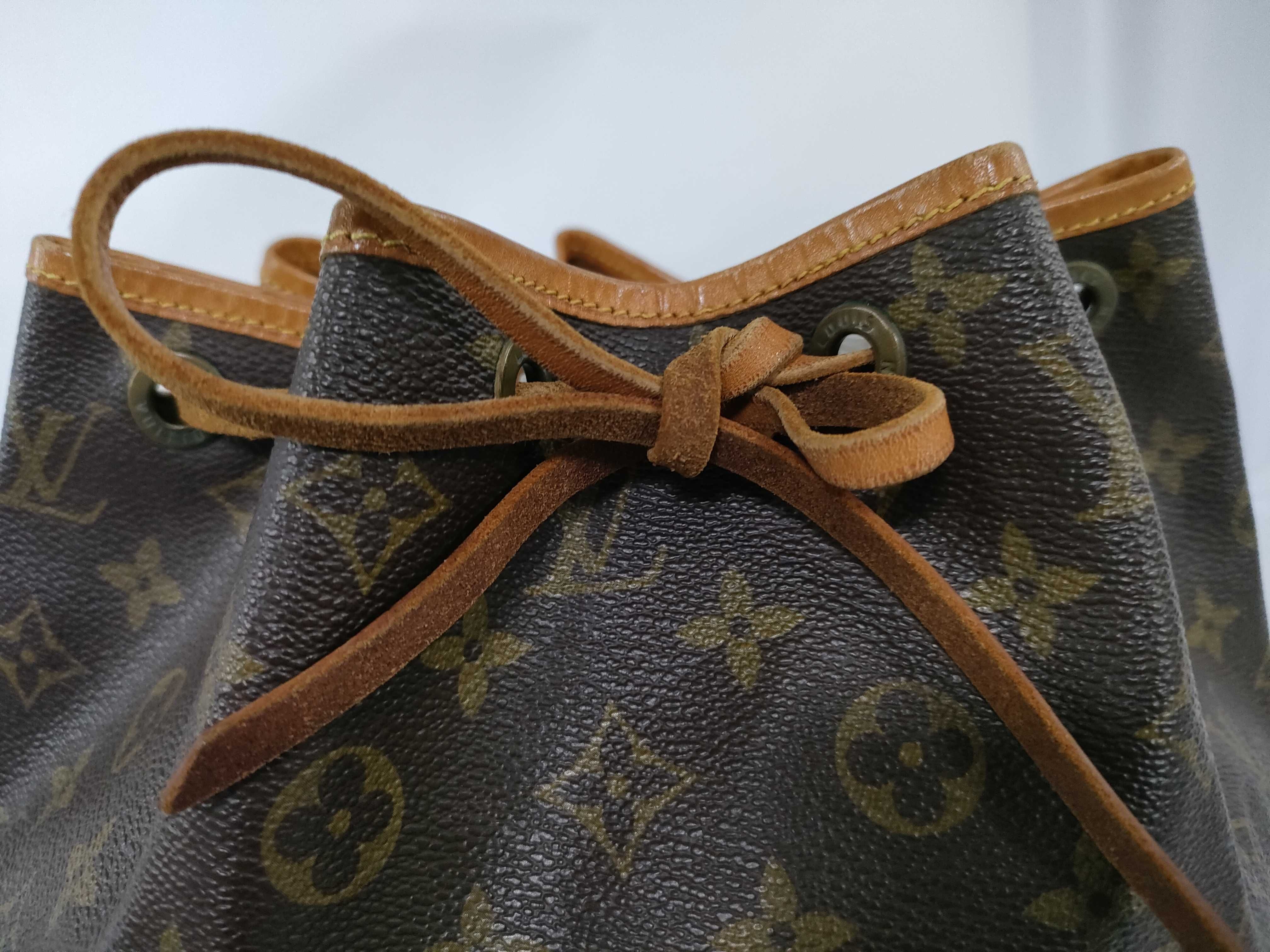 Monogram Louis Vuitton Petit Noé Monogram M40818 Shoulder Bag — view 8
