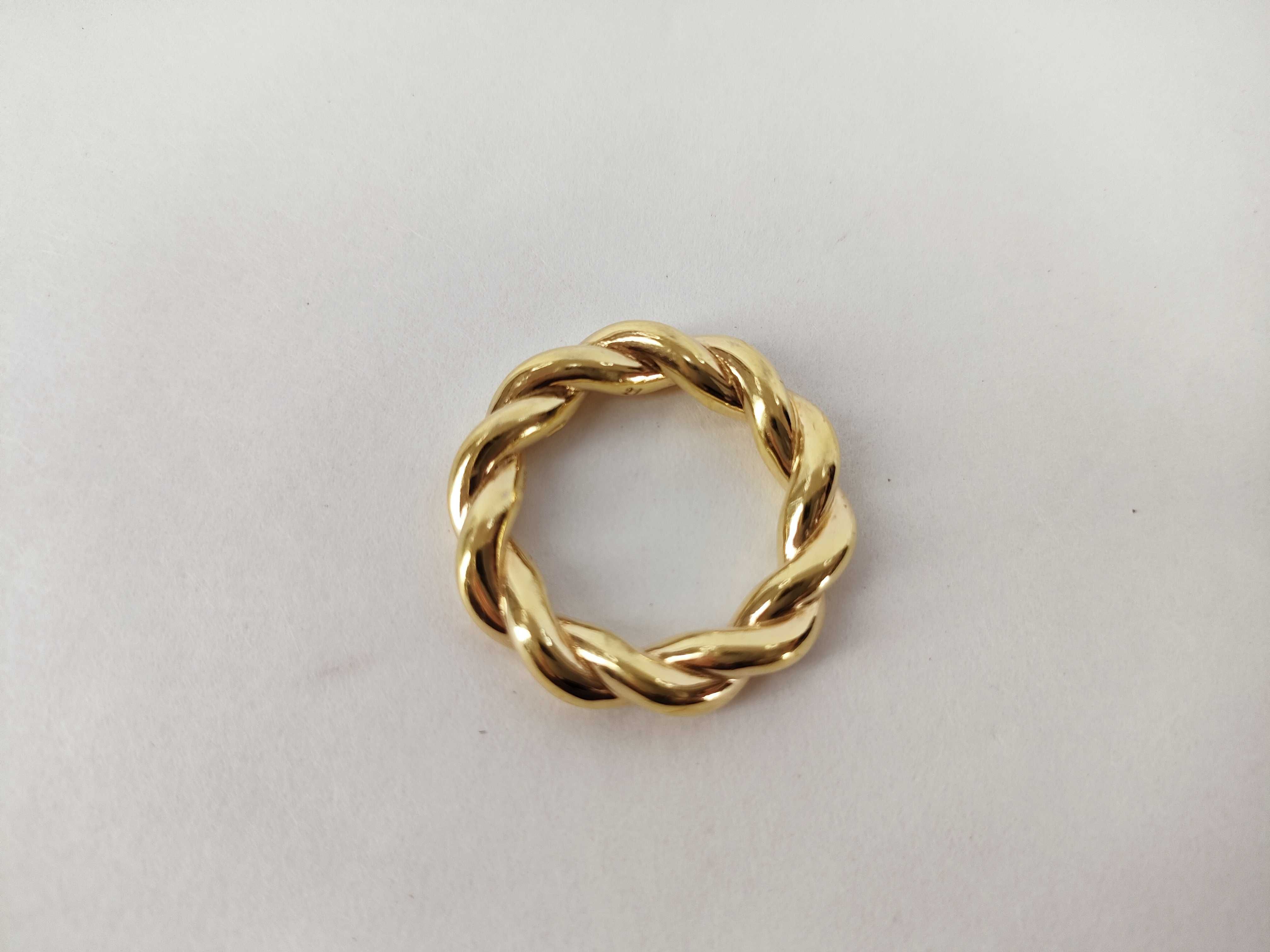 Gold Twisted Rope Ring and other accessories — view 2