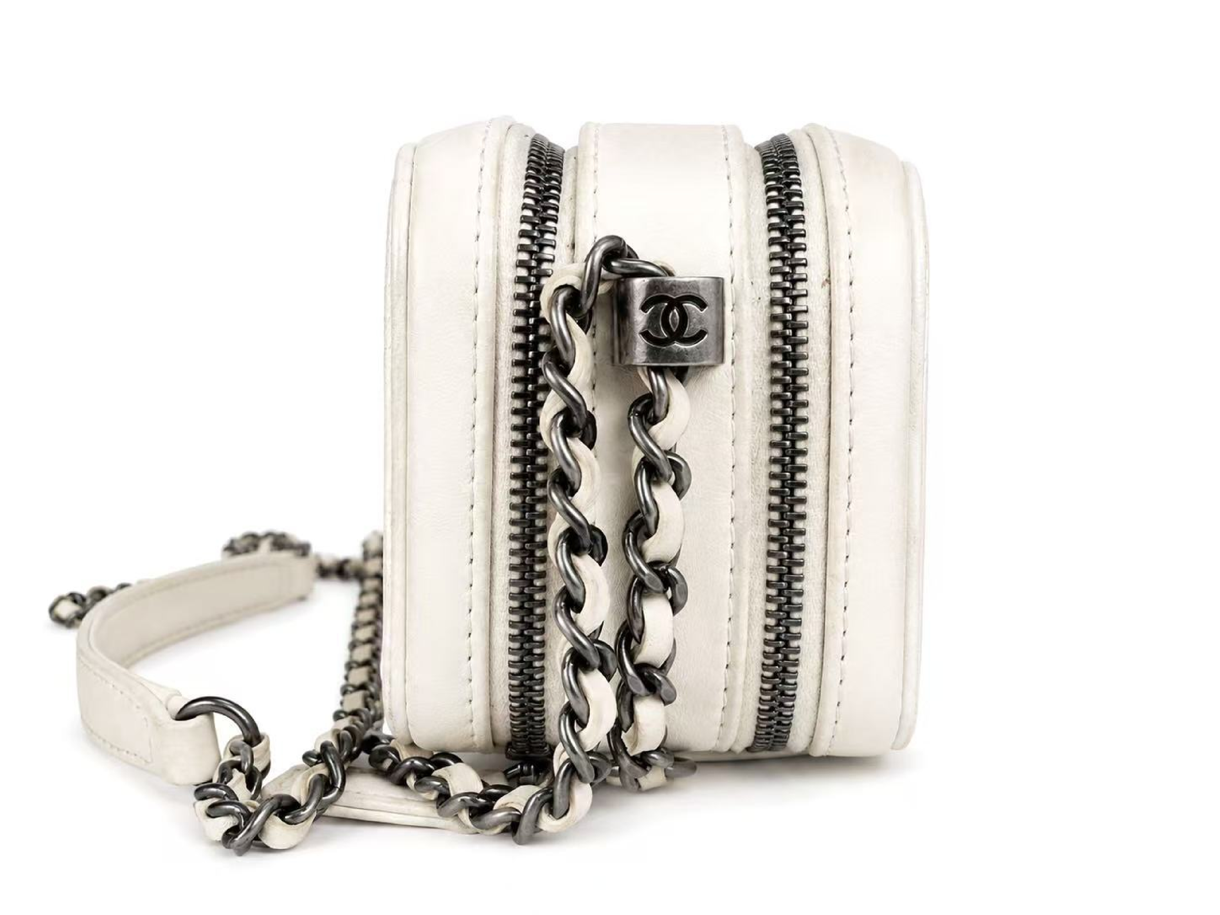 Leather Boy Chanel Hardware Chain Shoulder Bag — view 7