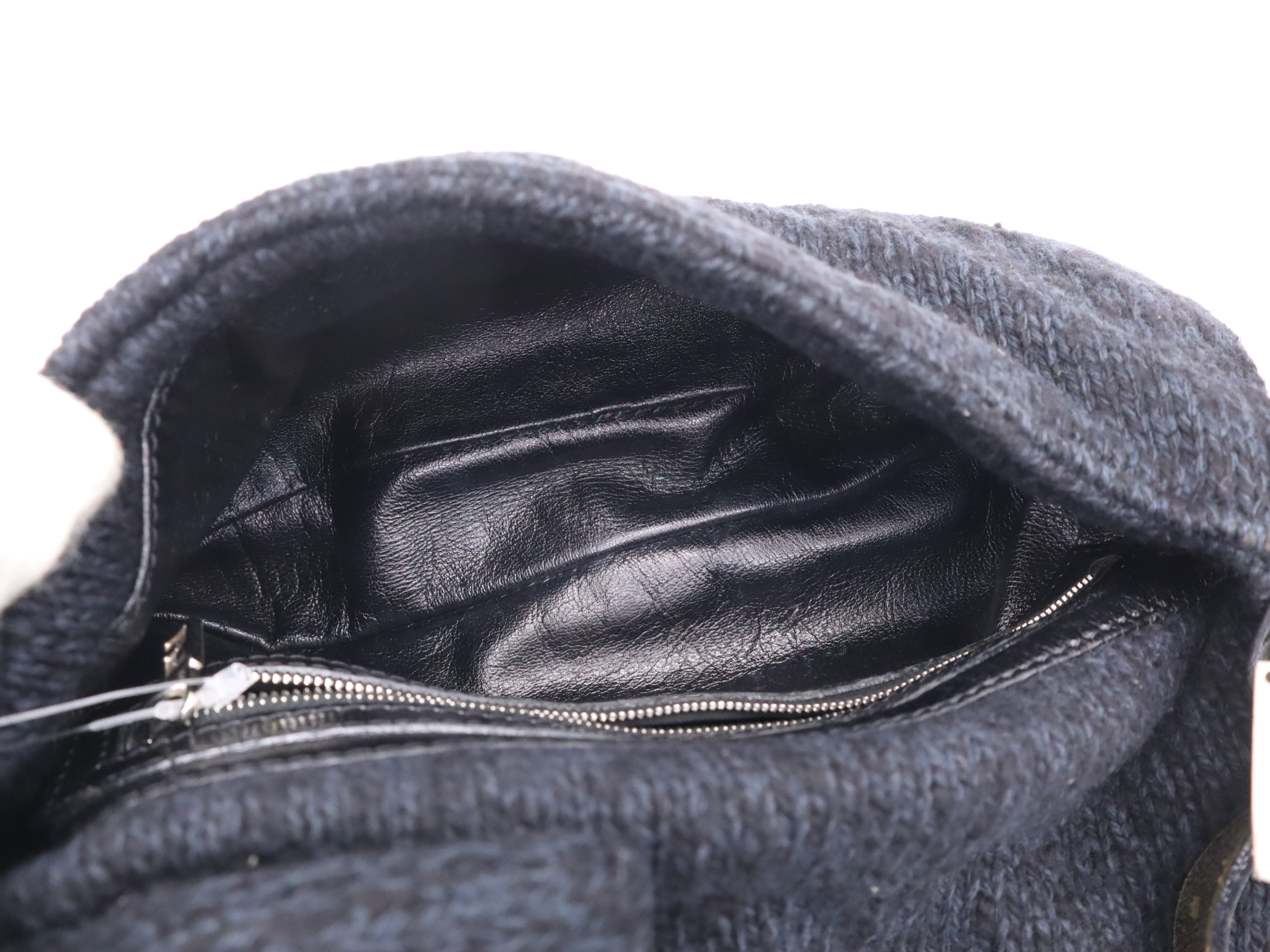 Wool/Leather Mamma Bucket Navy Black Handbag — view 12