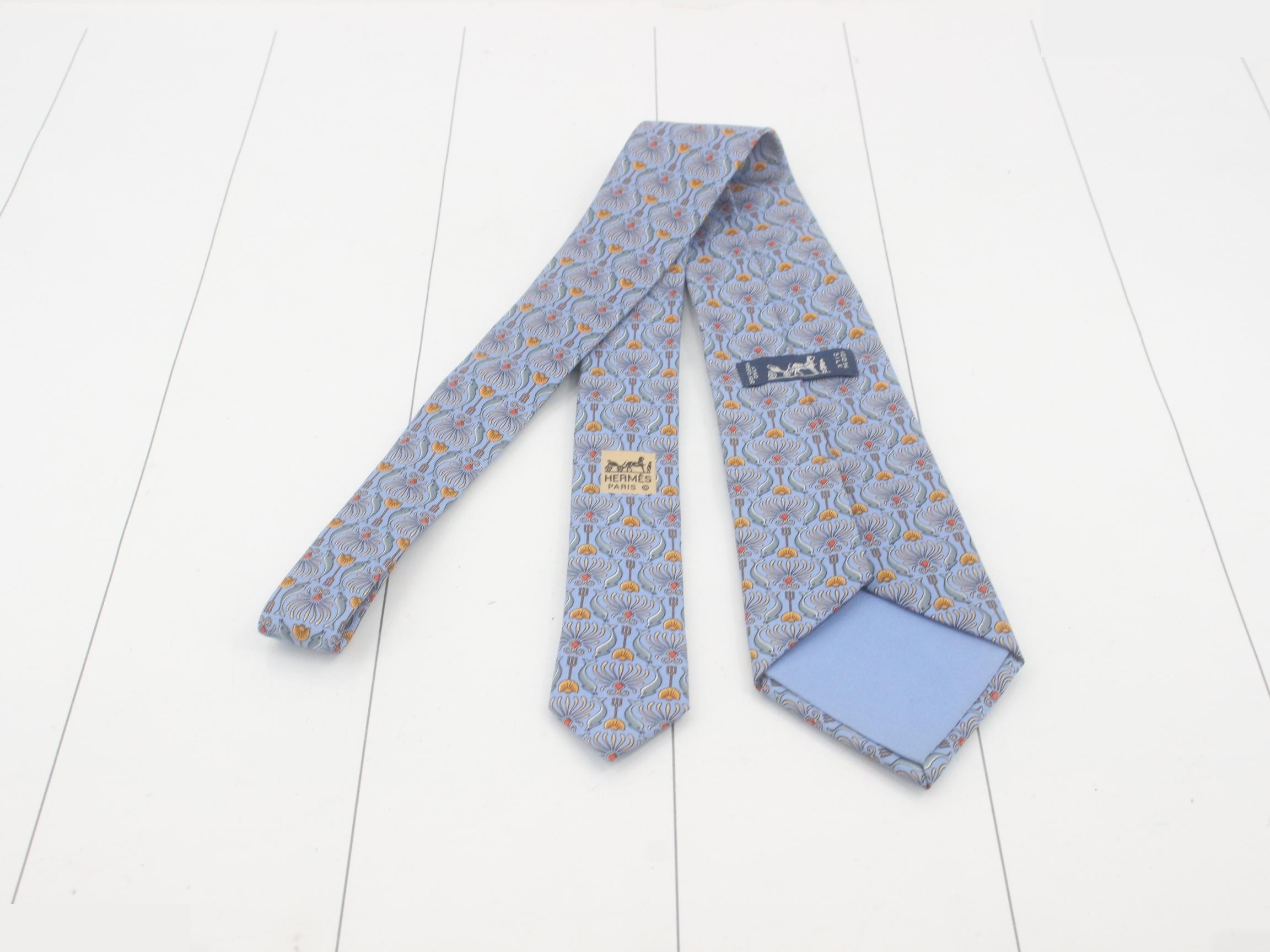Silk tie — view 2