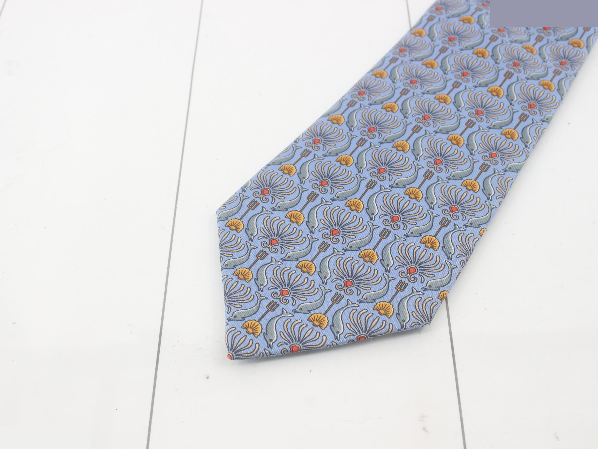 Silk tie — view 3