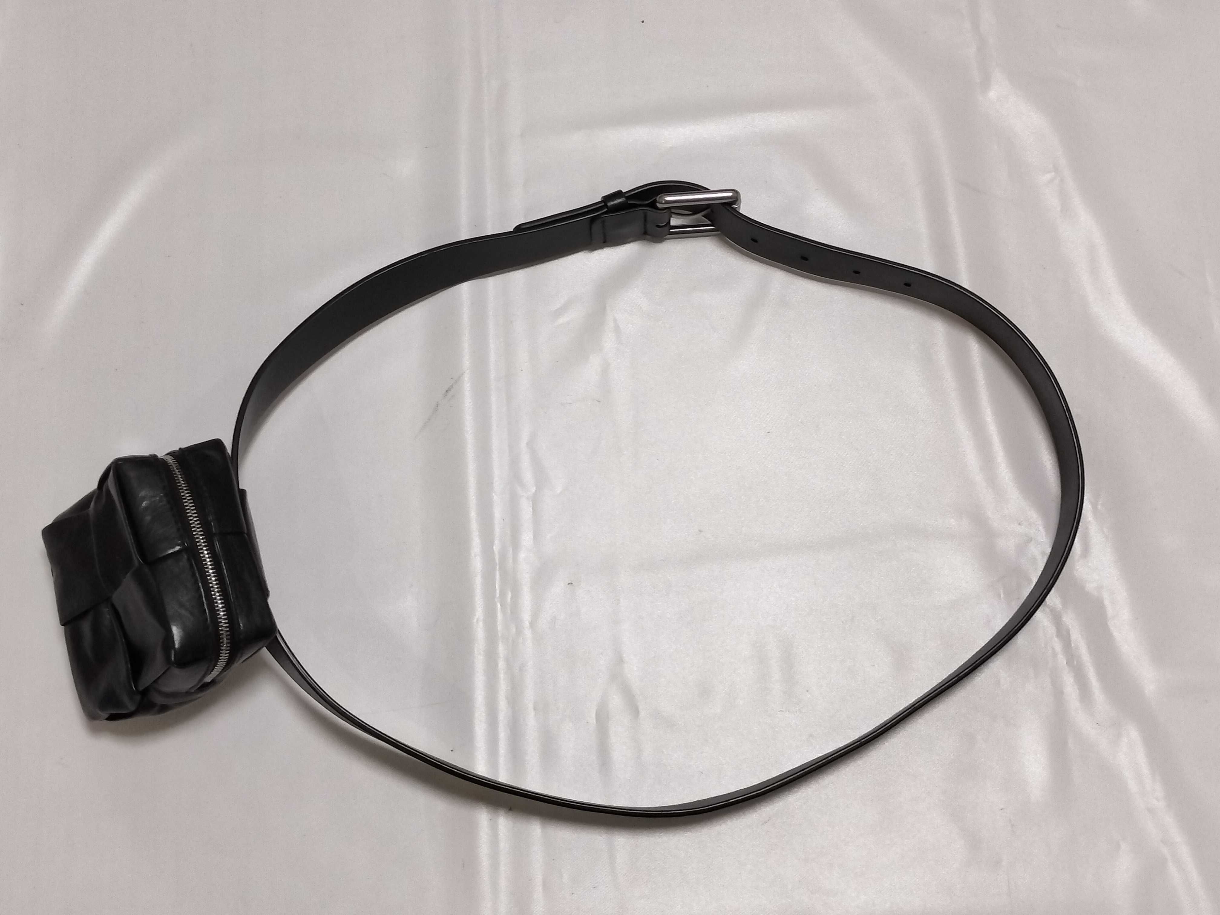 Maxi Intrecciato Cassette Waist Bag Belt — view 14