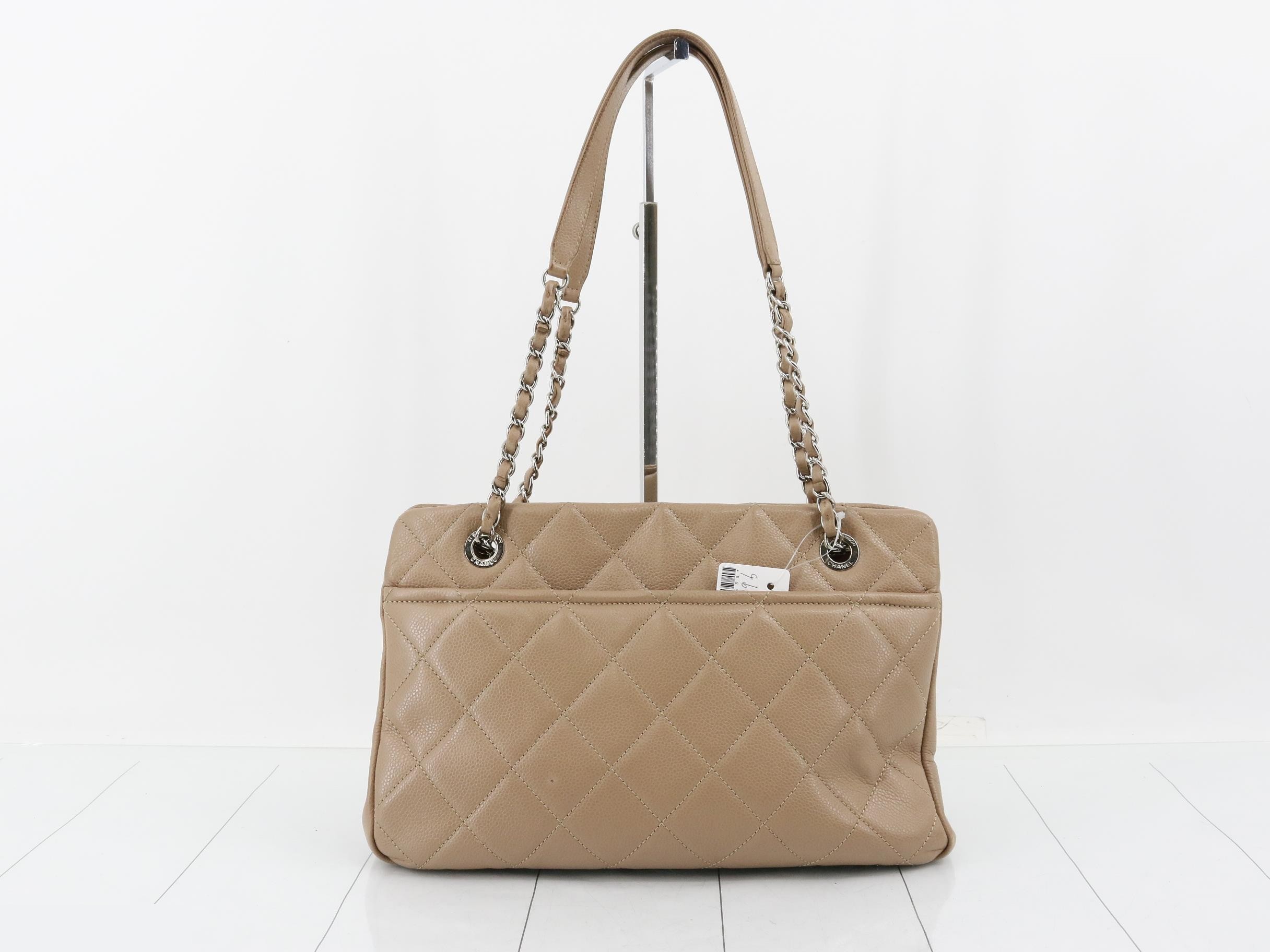 Caviar skin (bag) - Shoulder bag - Seal — view 2