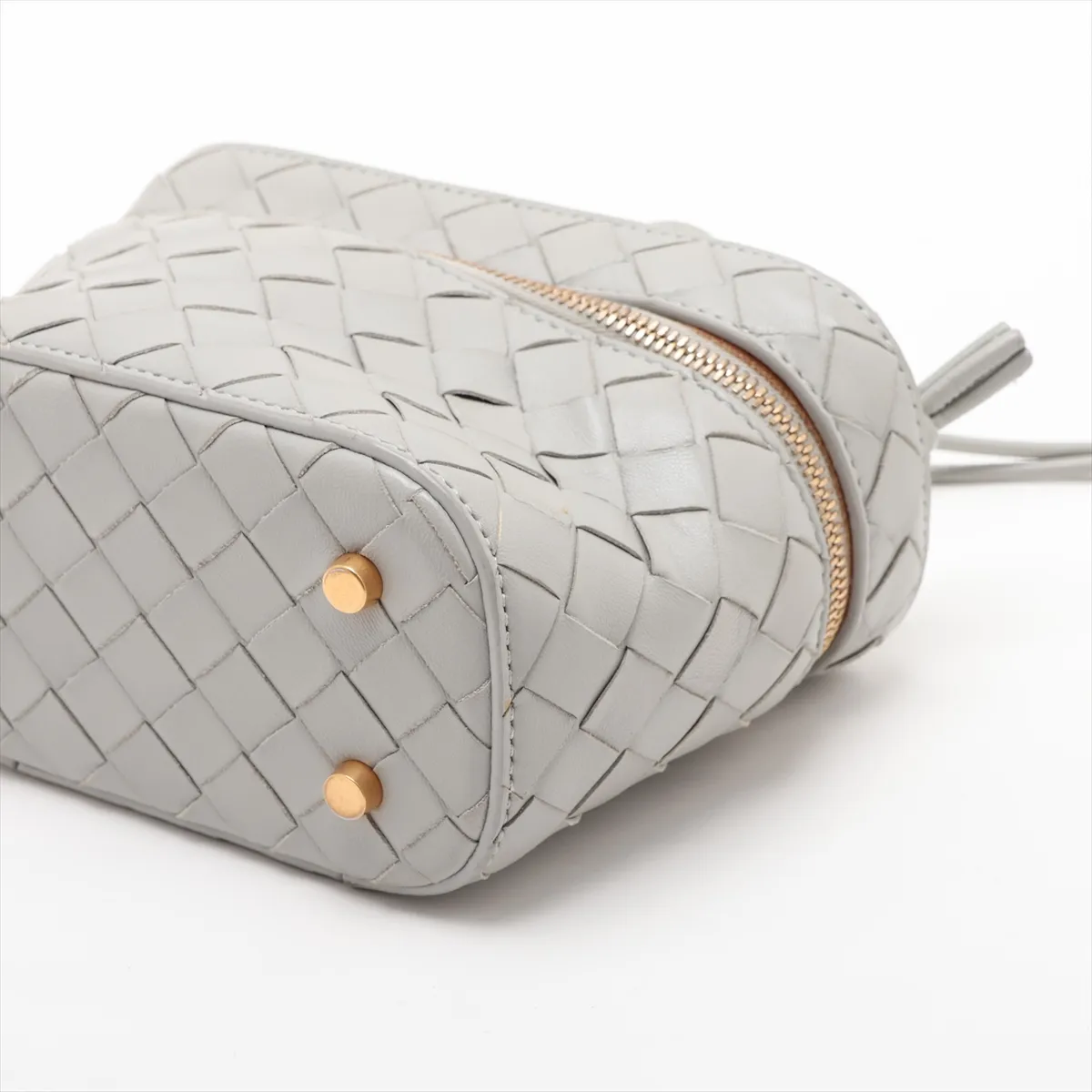 Intrecciato Bang Vanity Case Leather Vanity Bag Gray — view 3