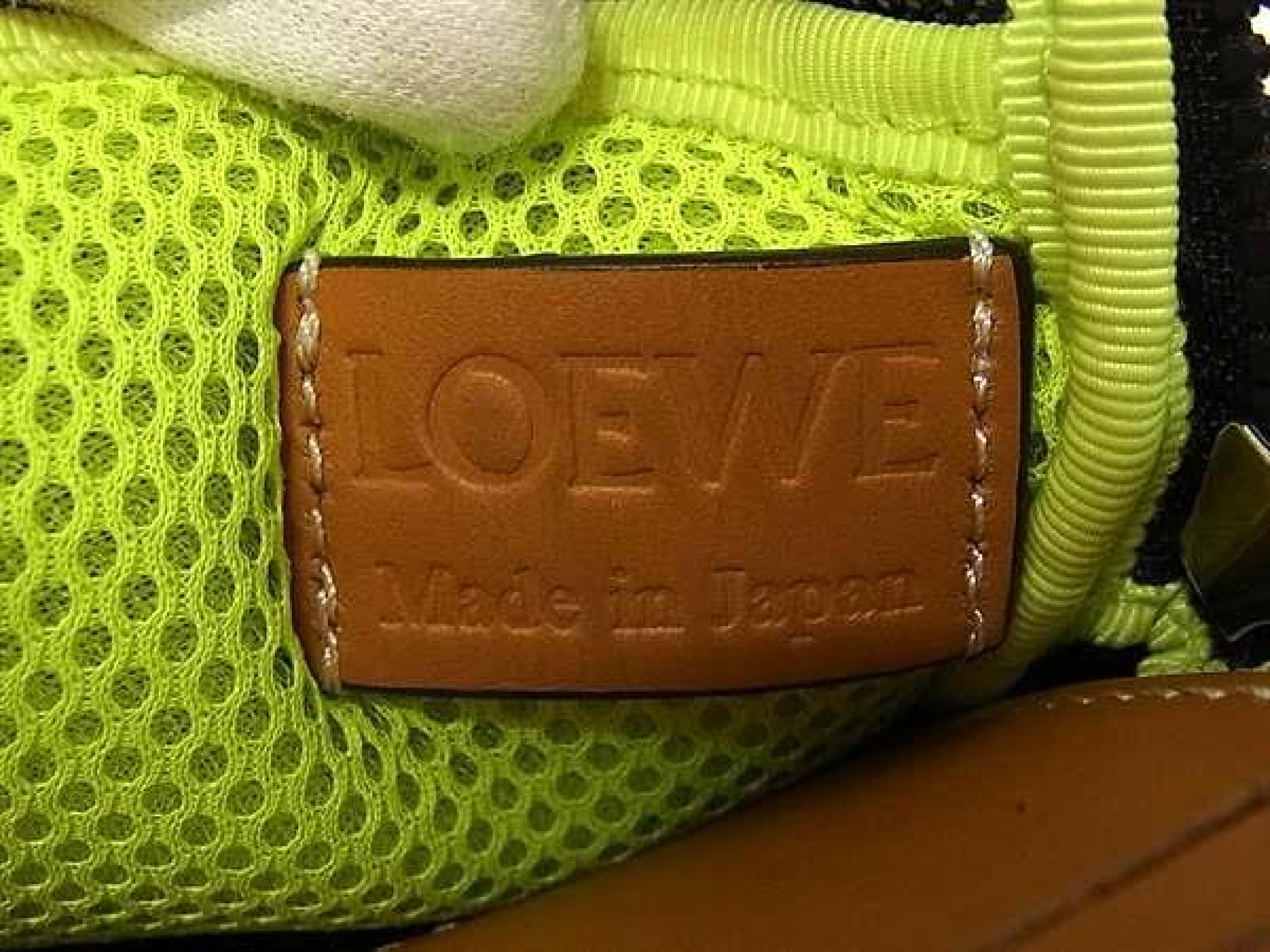 Excellent Condition Loewe Canvas Eye Nature Neck Pouch Shoulder Bag Black x Multicolor BR5133 Shoulder Bag — view 6
