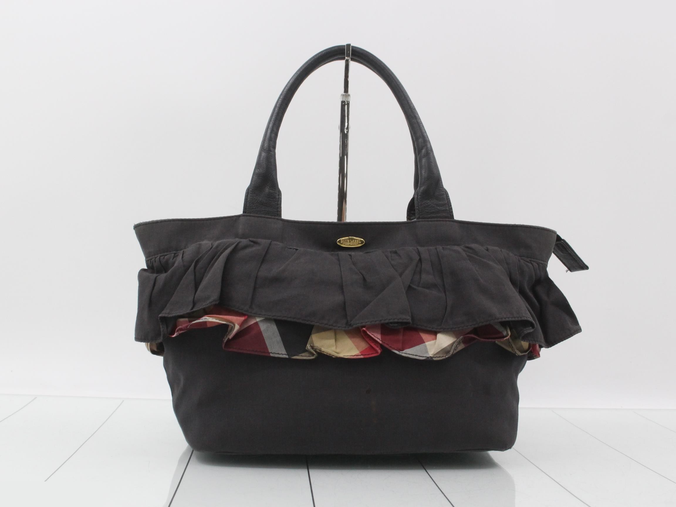 Other lines: Bags and tote bags