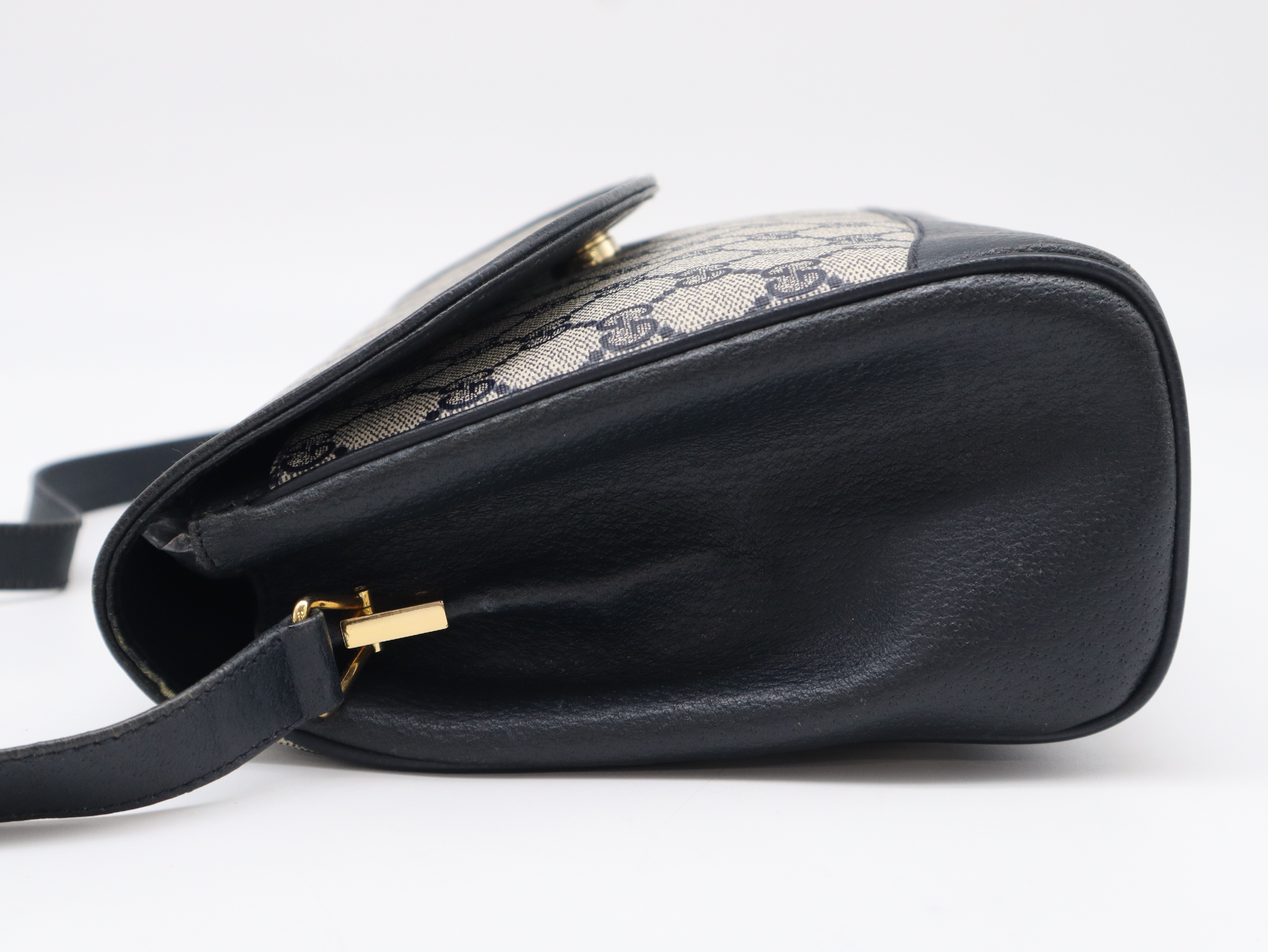 116.02.067 GG Supreme Shoulder Bag, Leather, Navy — view 3