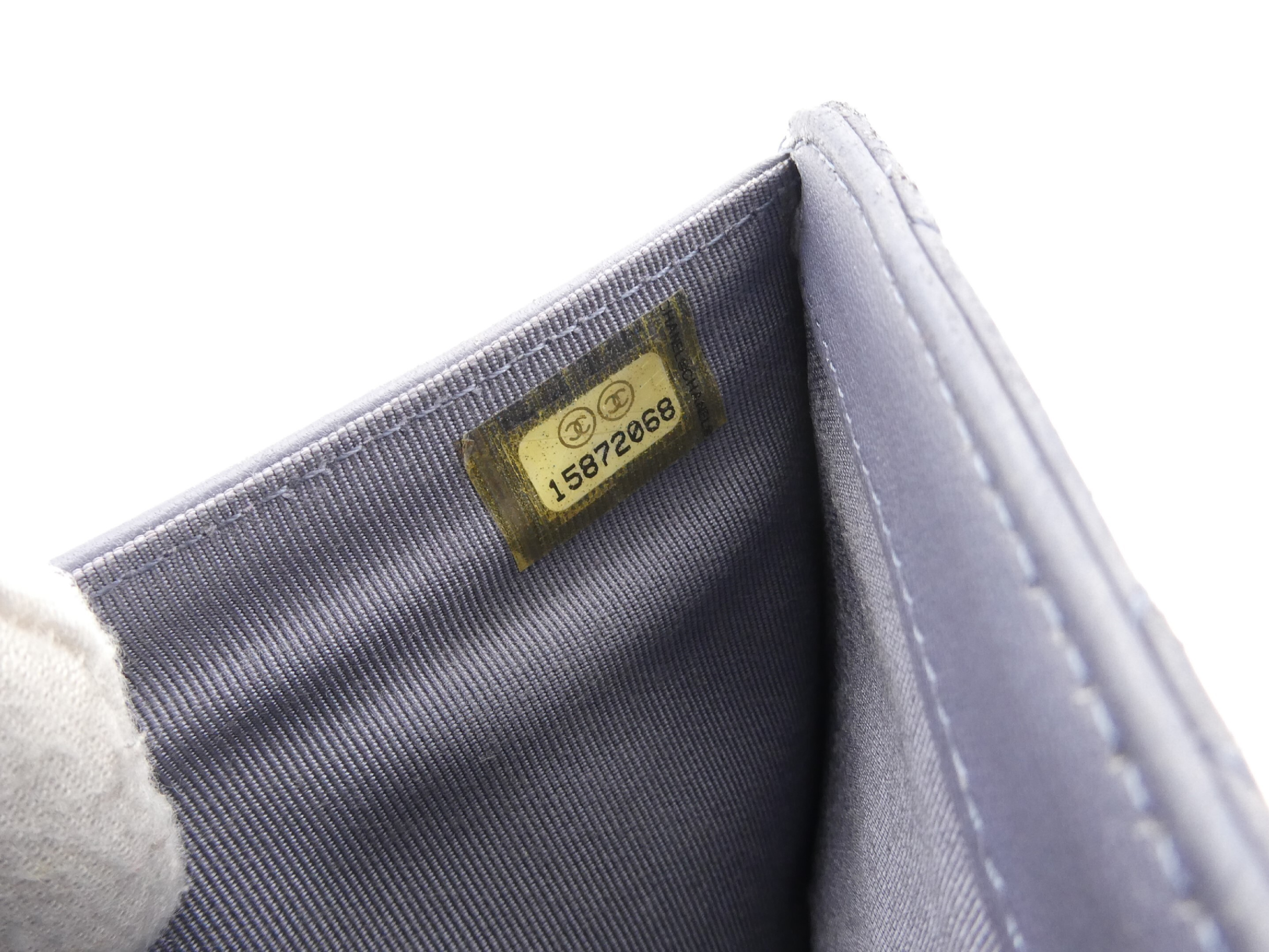 Matelassé Coco Mark Bi-fold Wallet — view 9