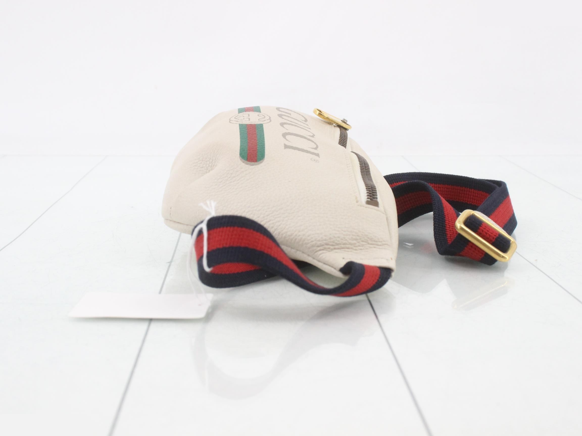 Waist bag — view 3