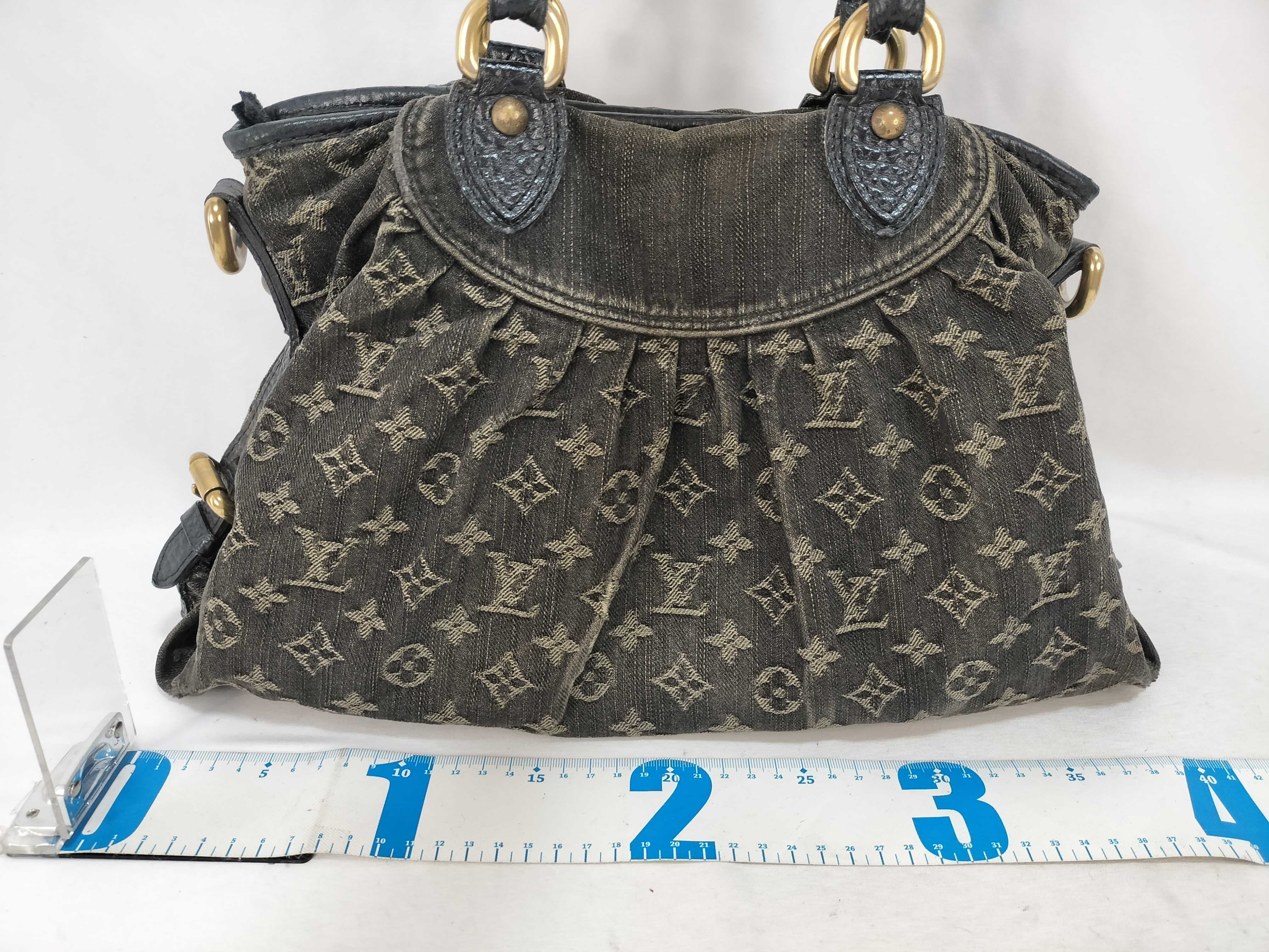 Neo Cavie MM M95351 Shoulder Bag — view 2