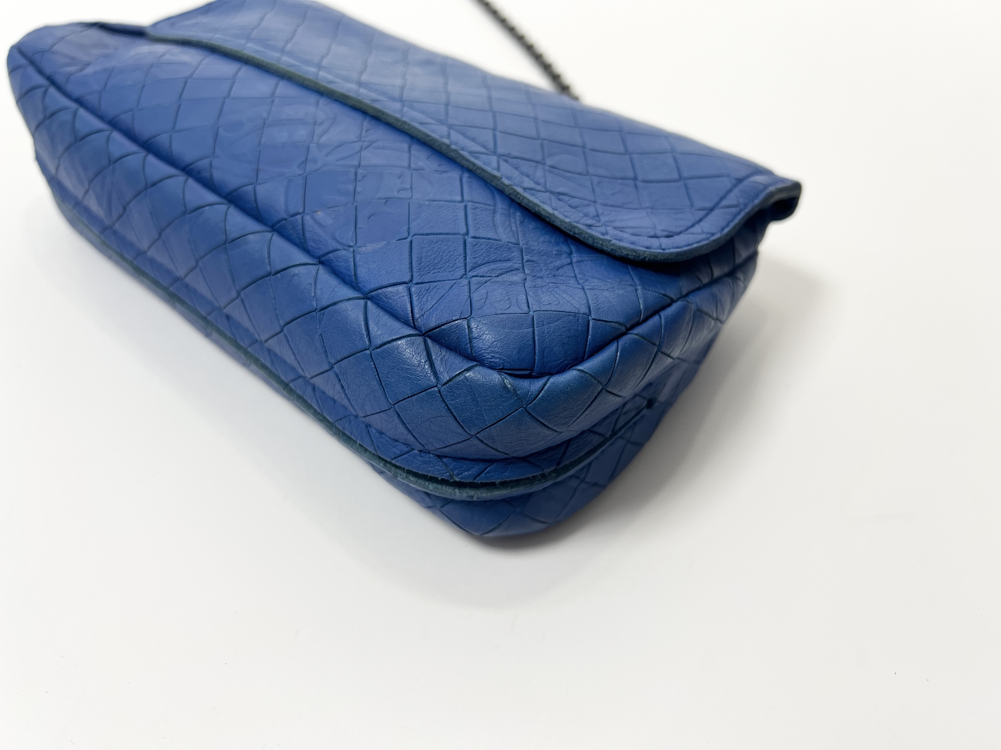 Intrecciato Butterfly Leather Chain Shoulder Bag — view 12