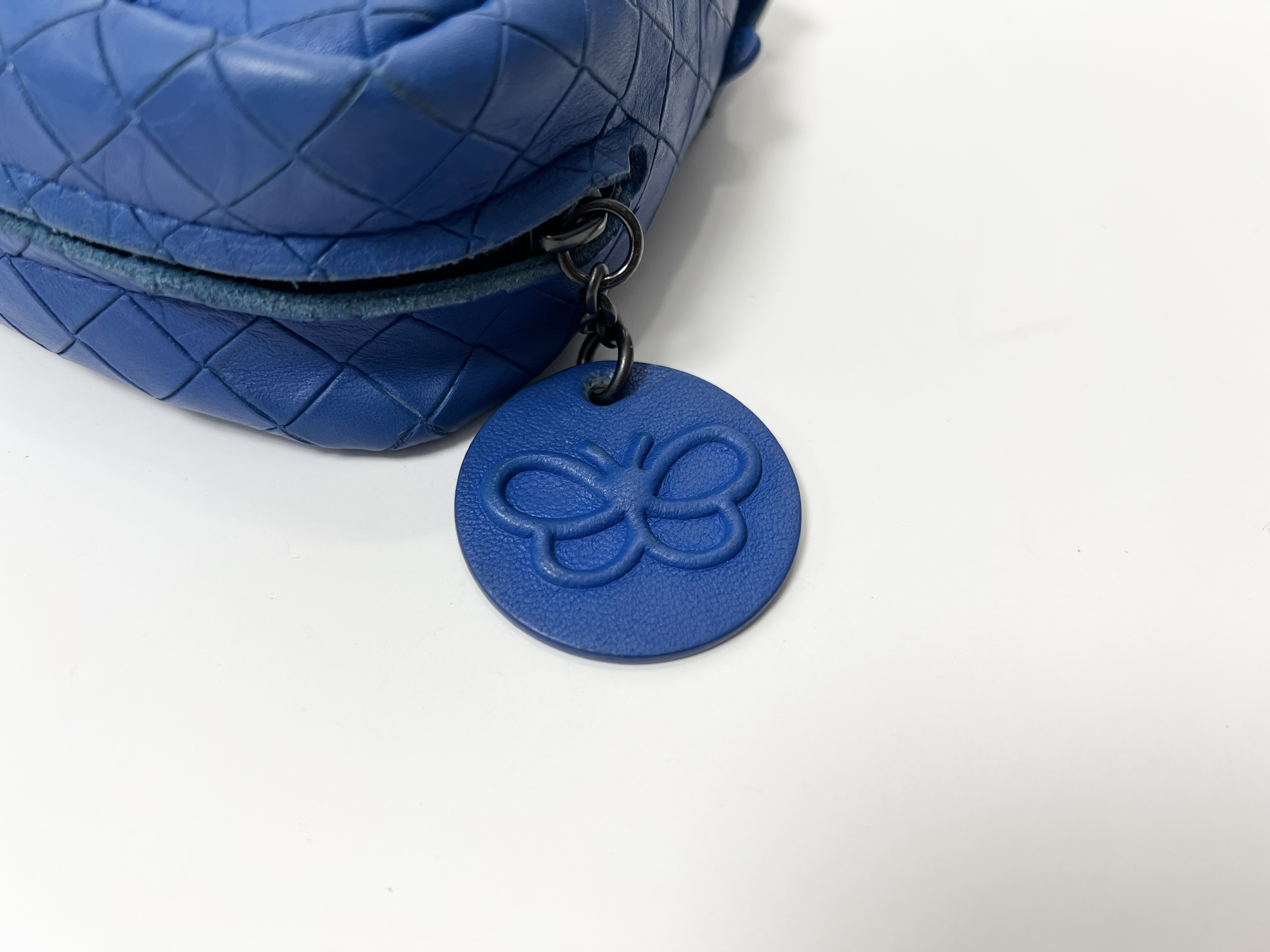 Intrecciato Butterfly Leather Chain Shoulder Bag — view 15