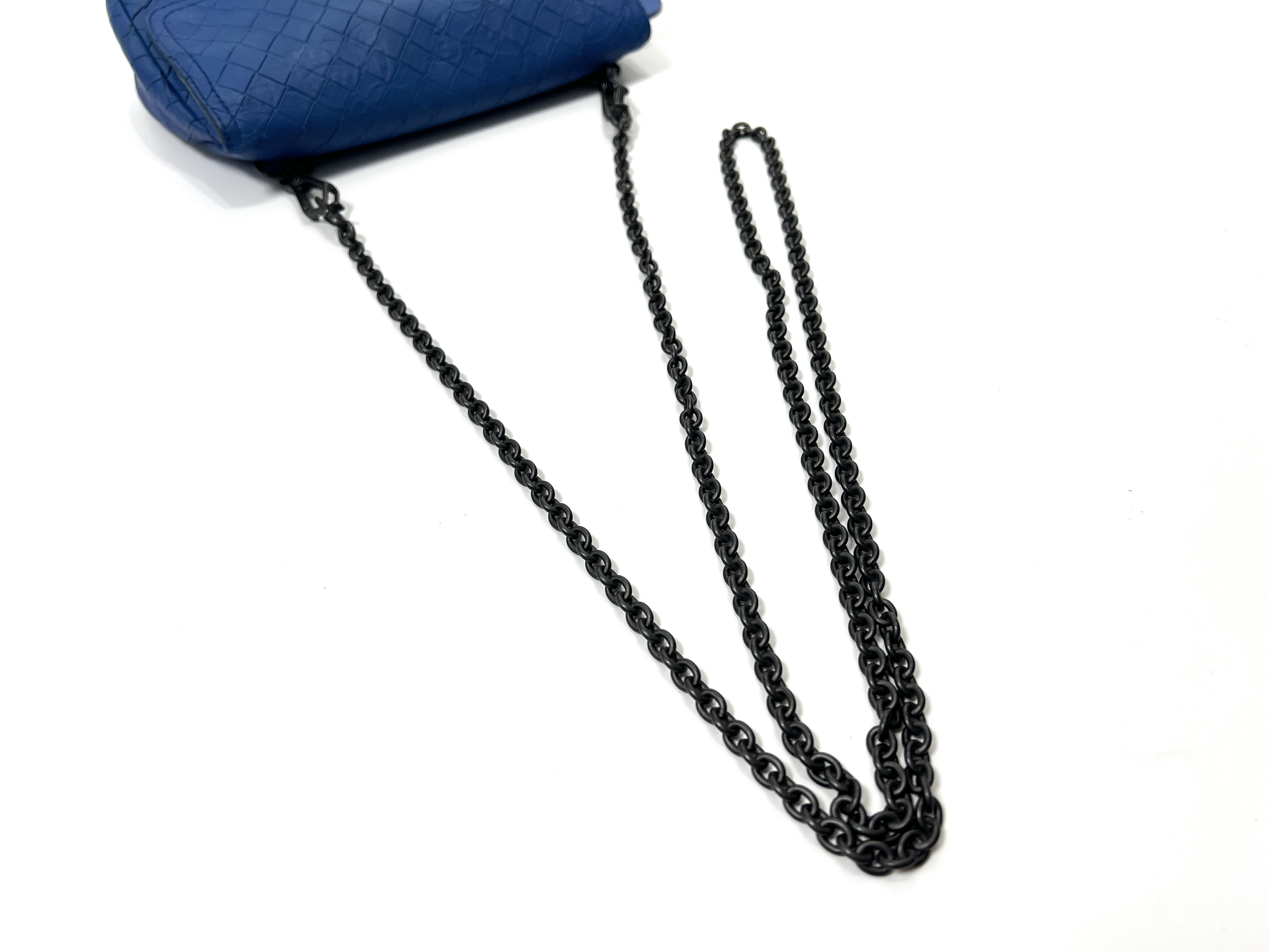 Intrecciato Butterfly Leather Chain Shoulder Bag — view 3
