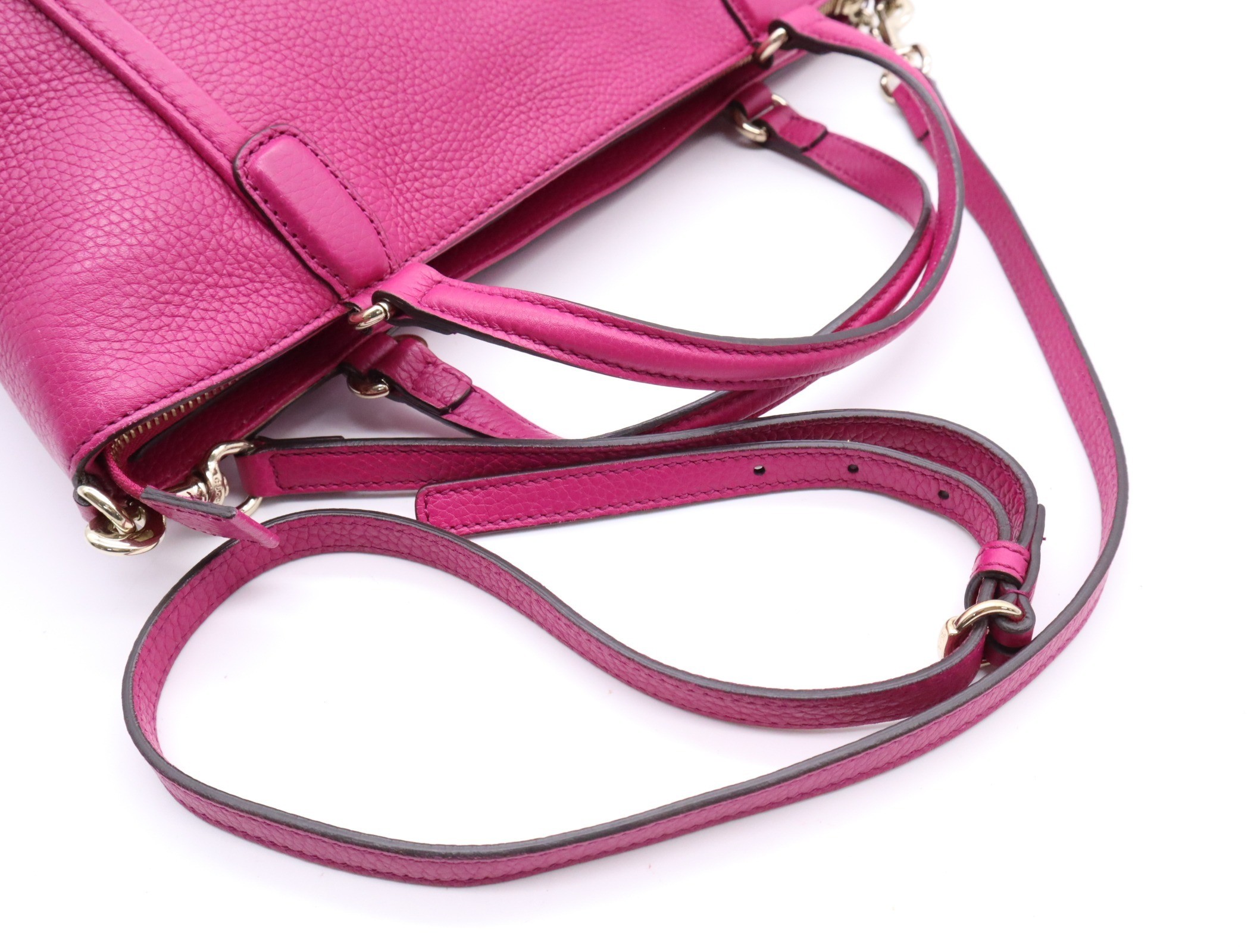 Soho 2-Way Shoulder Bag, Interlocking G, Fringe, Magenta — view 6